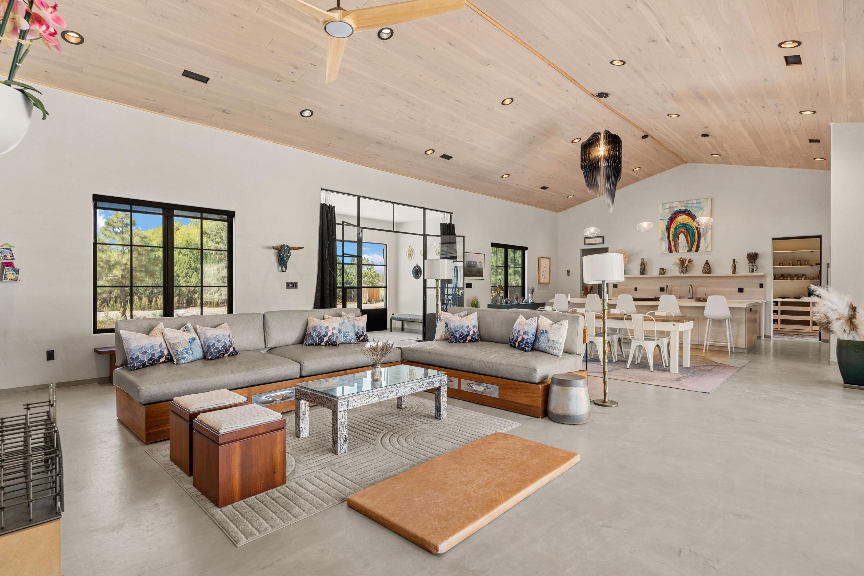 Homes for sale in Corrales, NM | 400 Perea Ln, Corrales, NM 87048 | MLS# 1091984