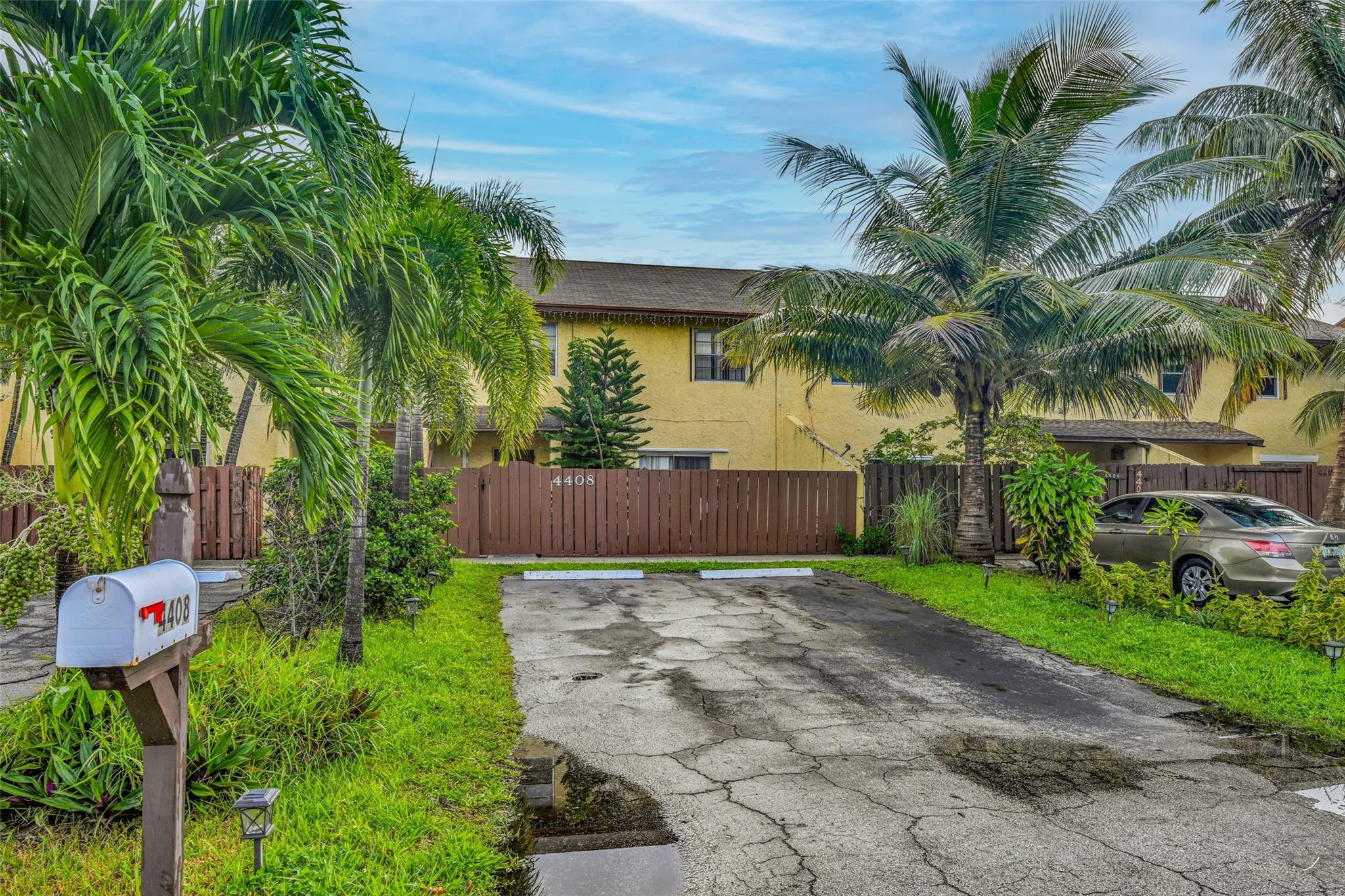 Homes for sale in Deerfield Beach, FL | 4408 Nw 4th Ave #2760, Deerfield Beach, FL 33064 | MLS# F10528435