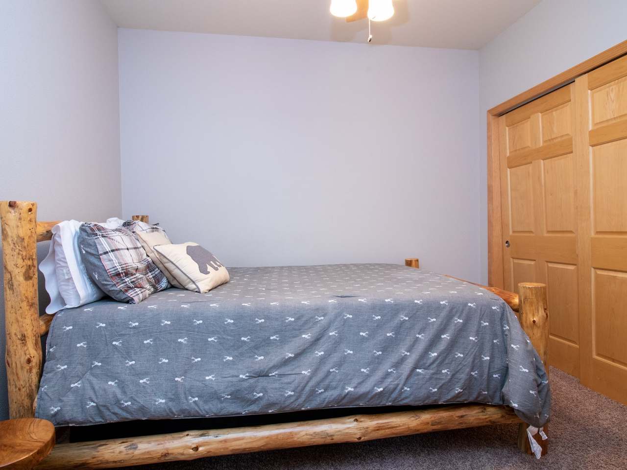 Lake Nokomis Property #1-9811 Deer Trail Rd Photo 4