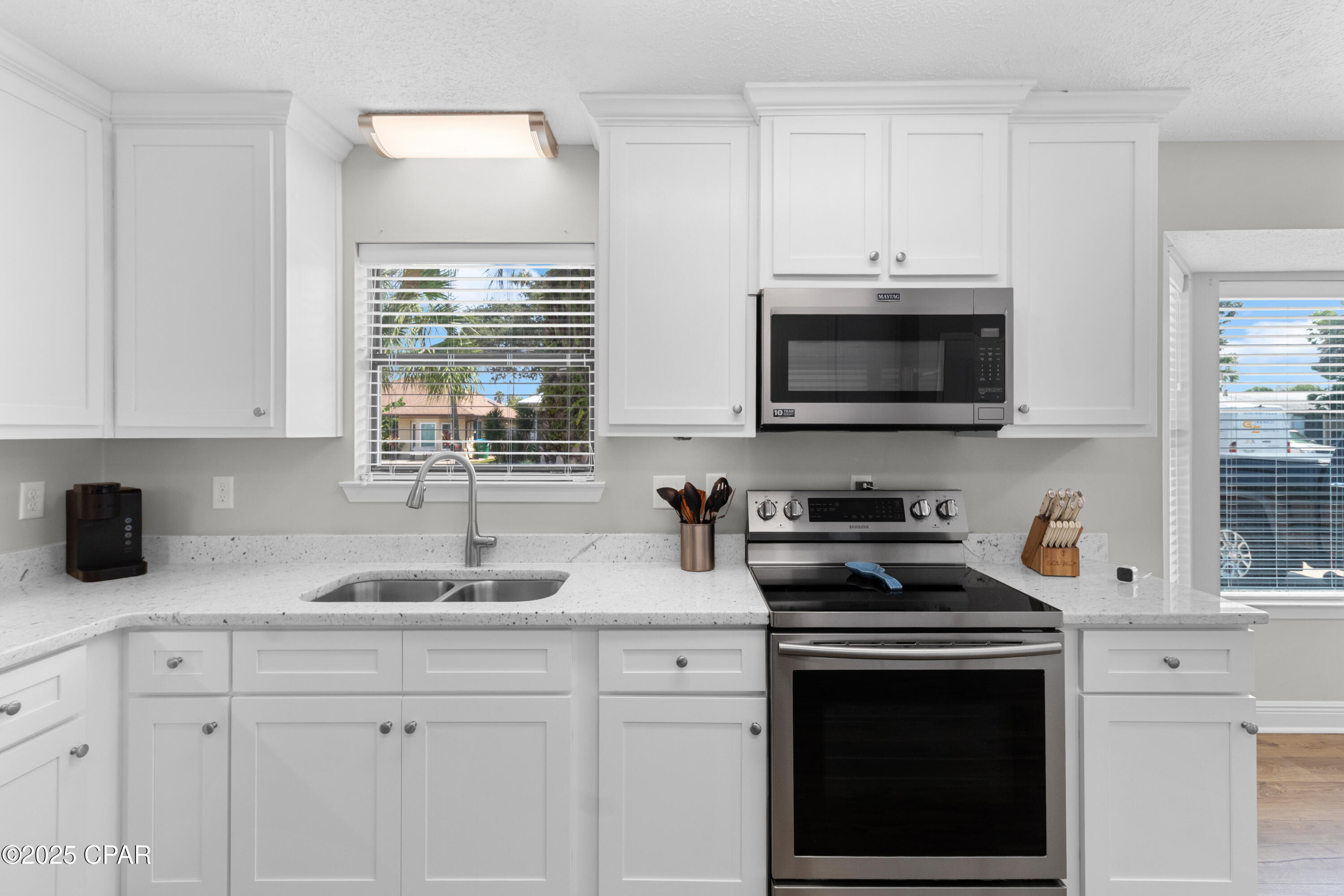 Image 11 For 204 Wells Street