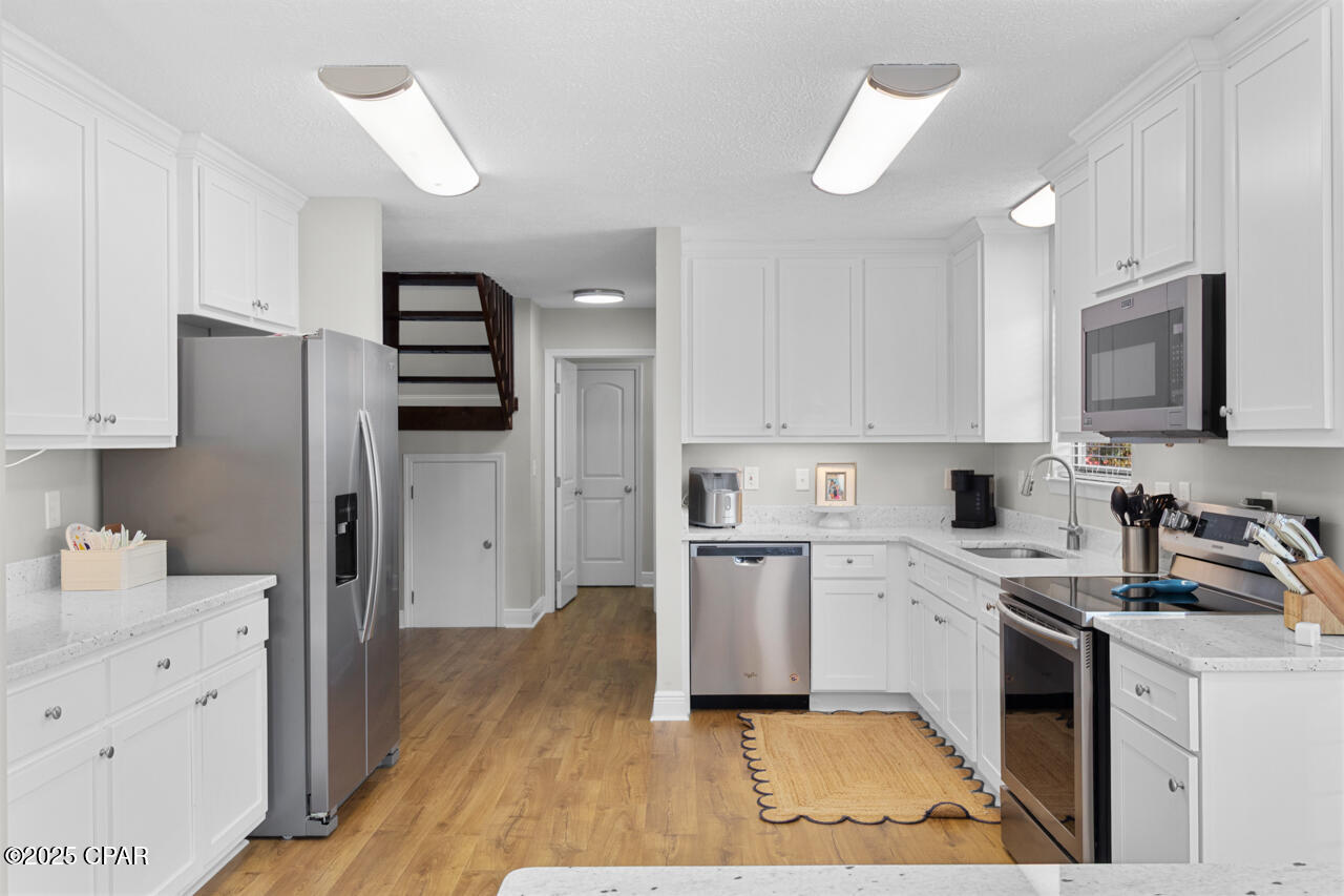 Image 12 For 204 Wells Street