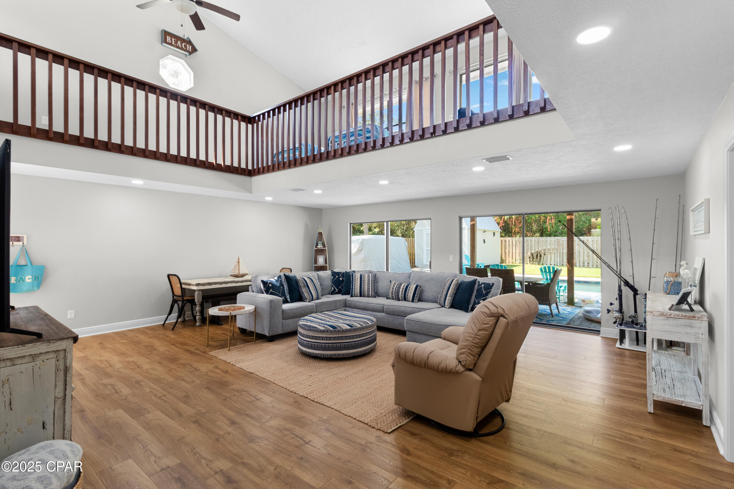 Image 16 For 204 Wells Street