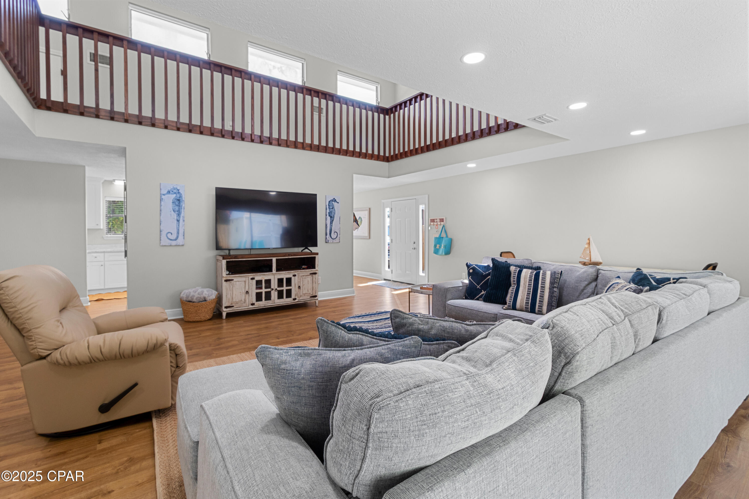 Image 19 For 204 Wells Street