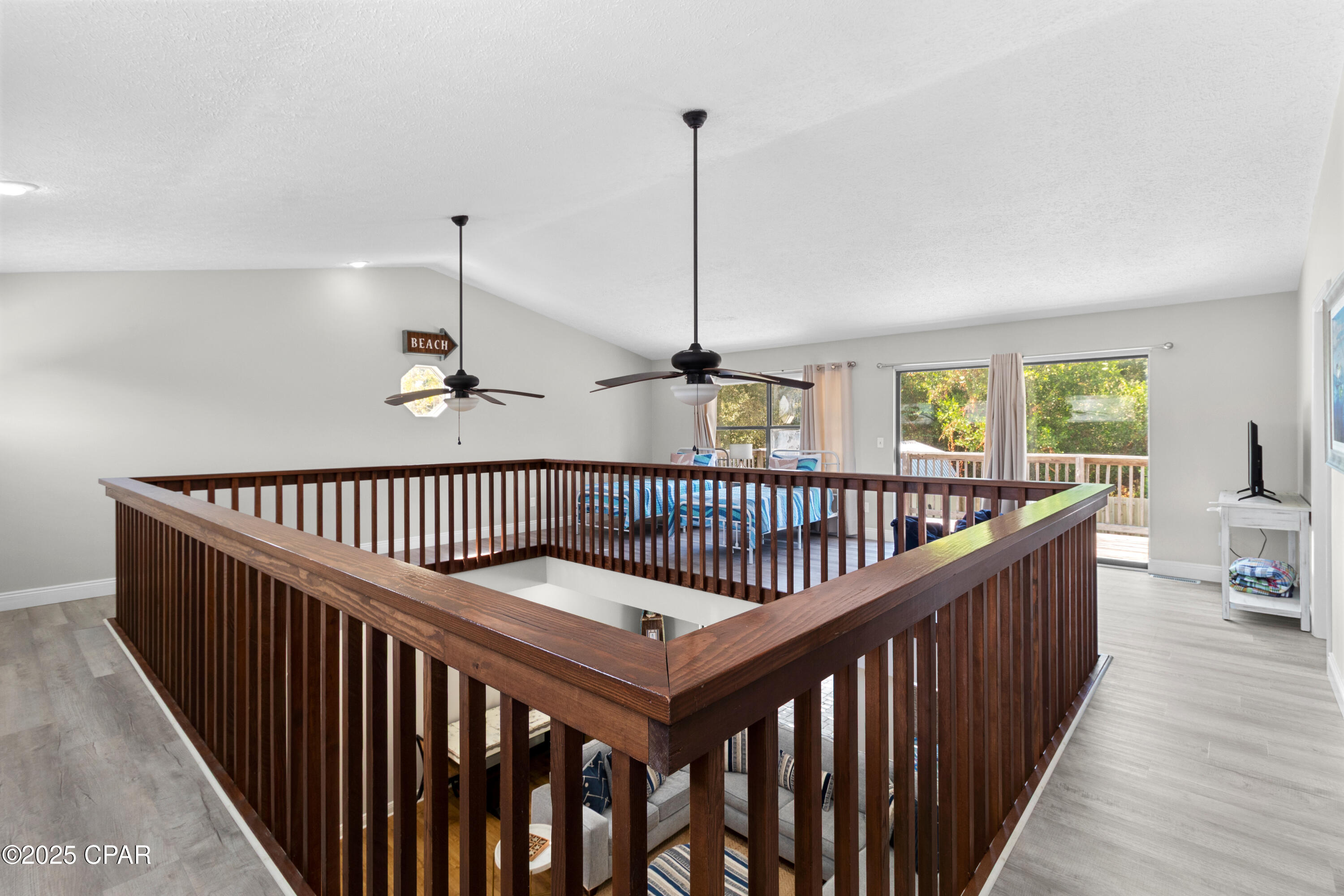 Image 32 For 204 Wells Street