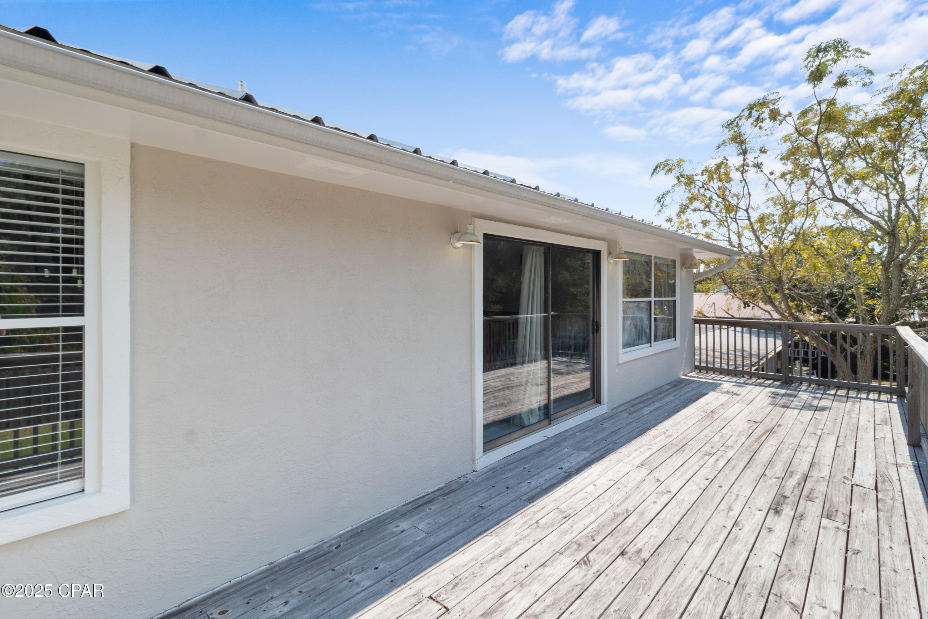 Image 43 For 204 Wells Street