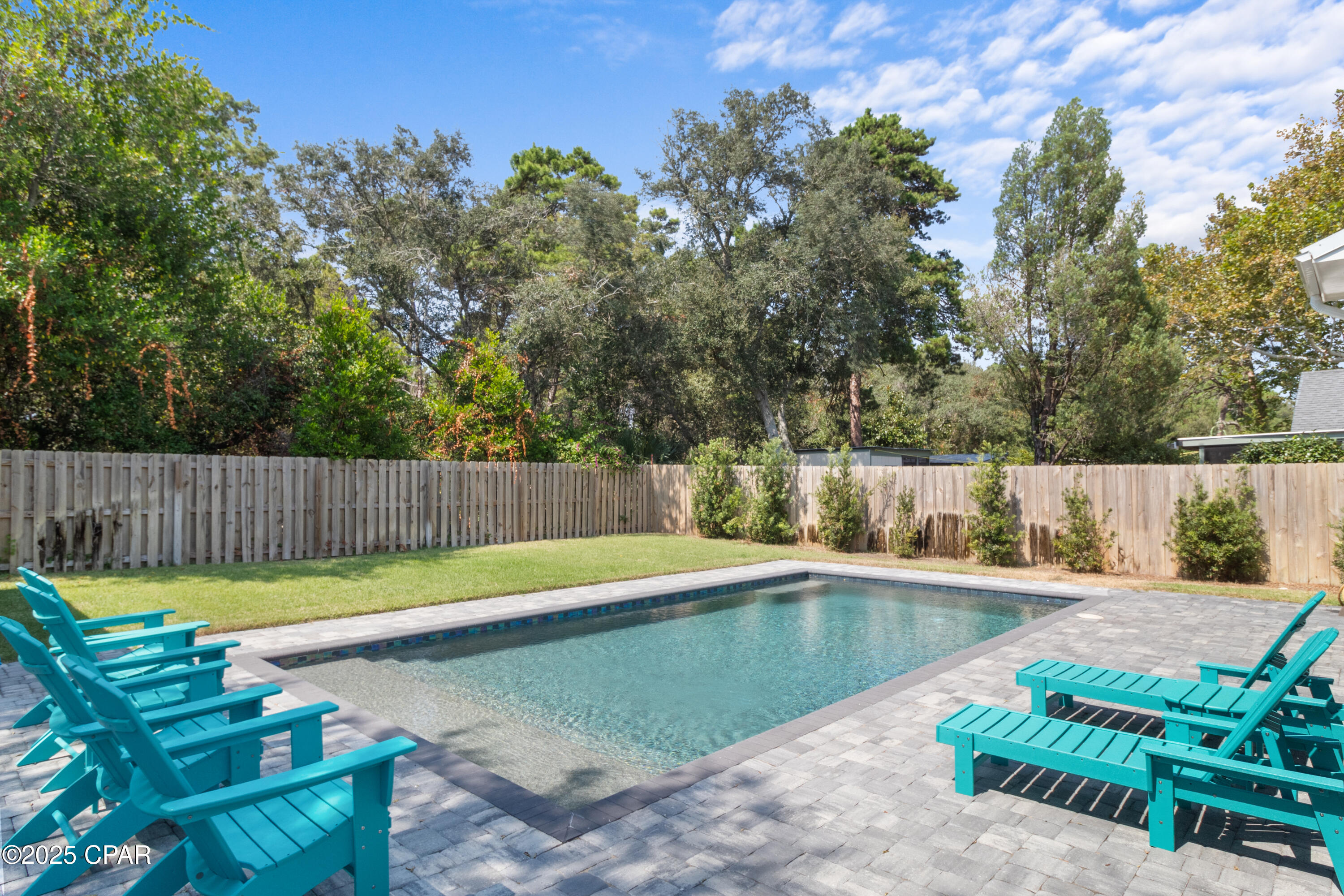 Image 48 For 204 Wells Street