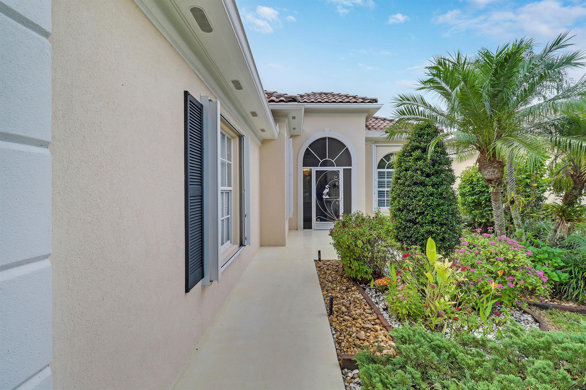 Homes for sale in Hobe Sound, FL | 8343 Se Angelina Court, Hobe Sound, FL 33455 | MLS# R11127348