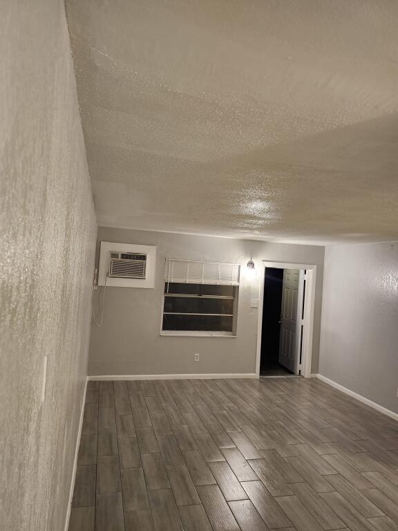 Homes for sale in Fort Pierce, FL | 610 Holly Avenue, Fort Pierce, FL 34982 | MLS# R11127352