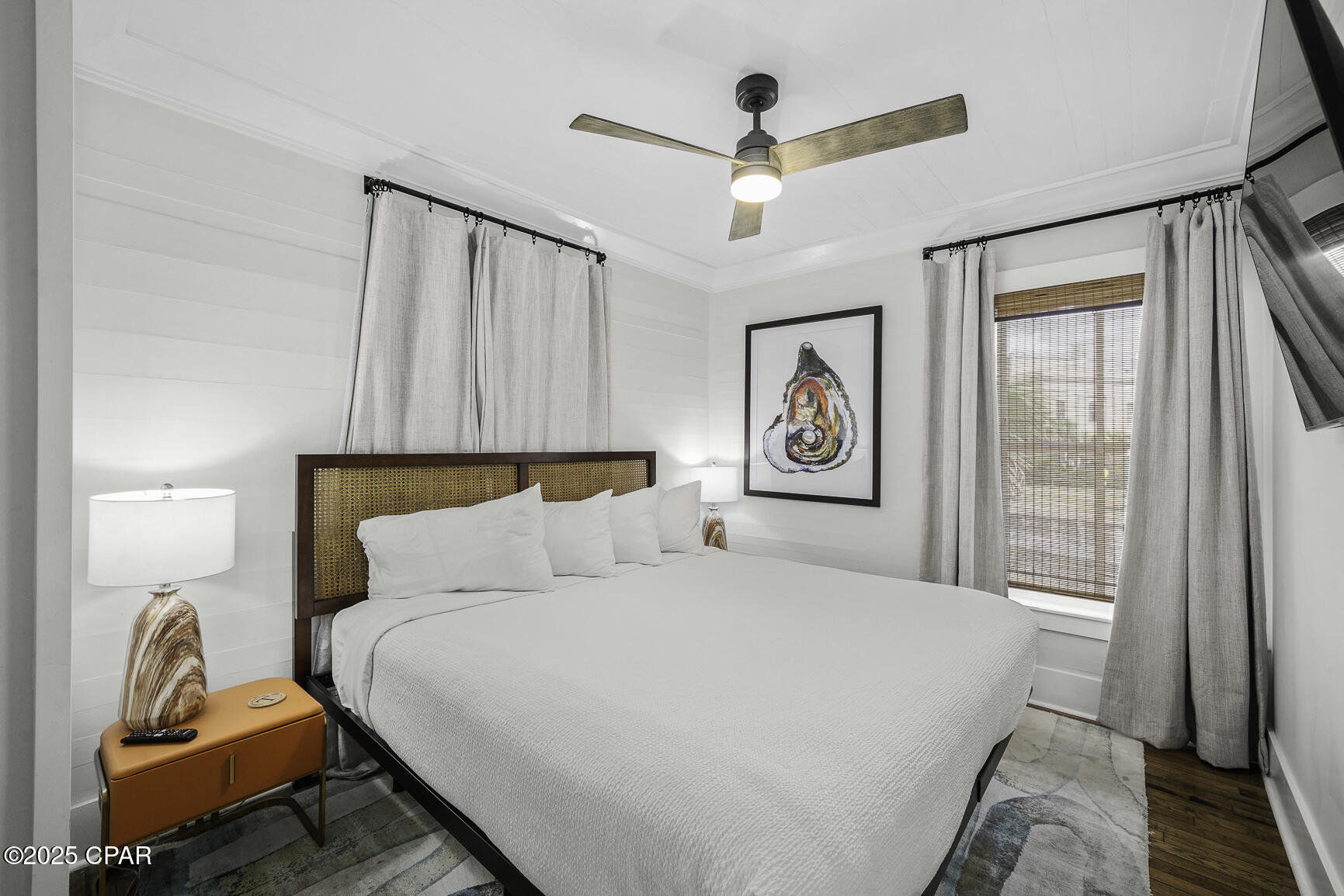 Listing photo id 28 for 20 4th Street
