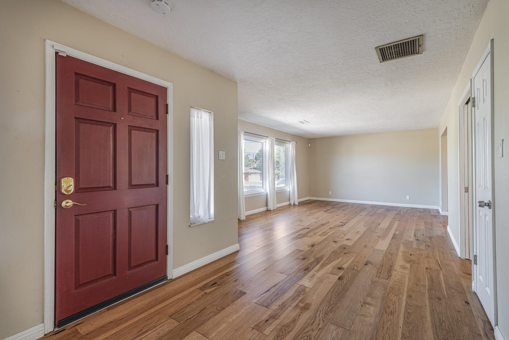 Homes for sale in Albuquerque, NM | 2612 Cutler Ave Ne, Albuquerque, NM 87106 | MLS# 1092007