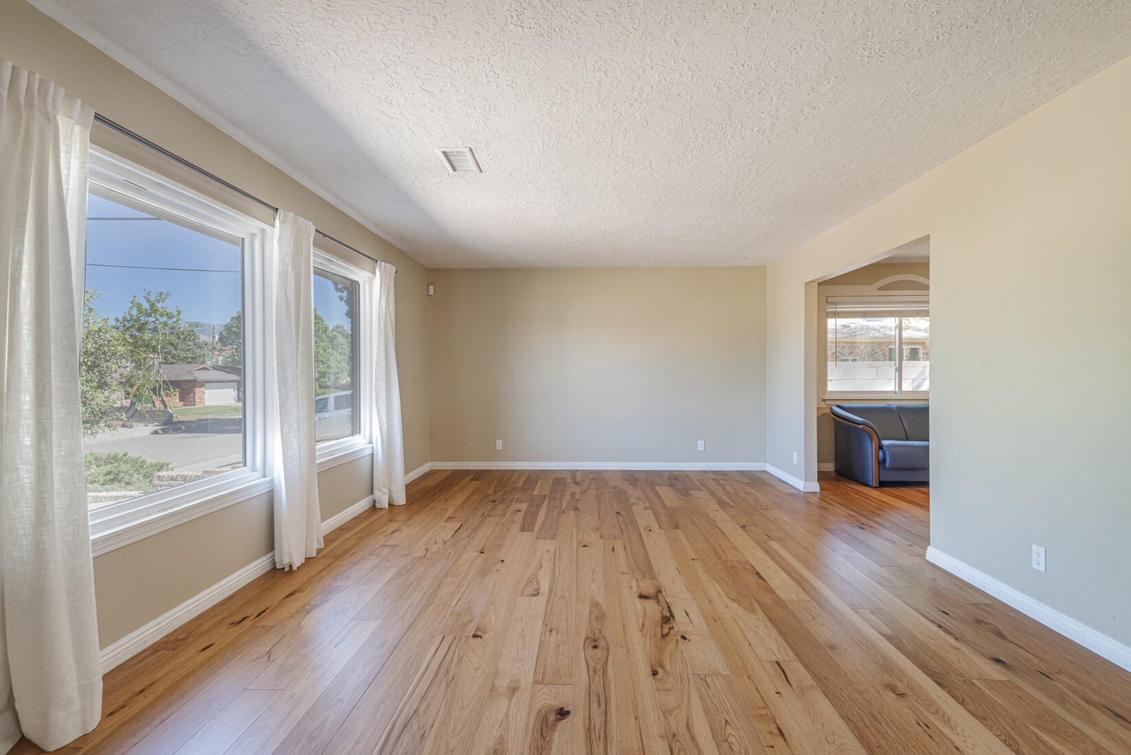 Homes for sale in Albuquerque, NM | 2612 Cutler Ave Ne, Albuquerque, NM 87106 | MLS# 1092007