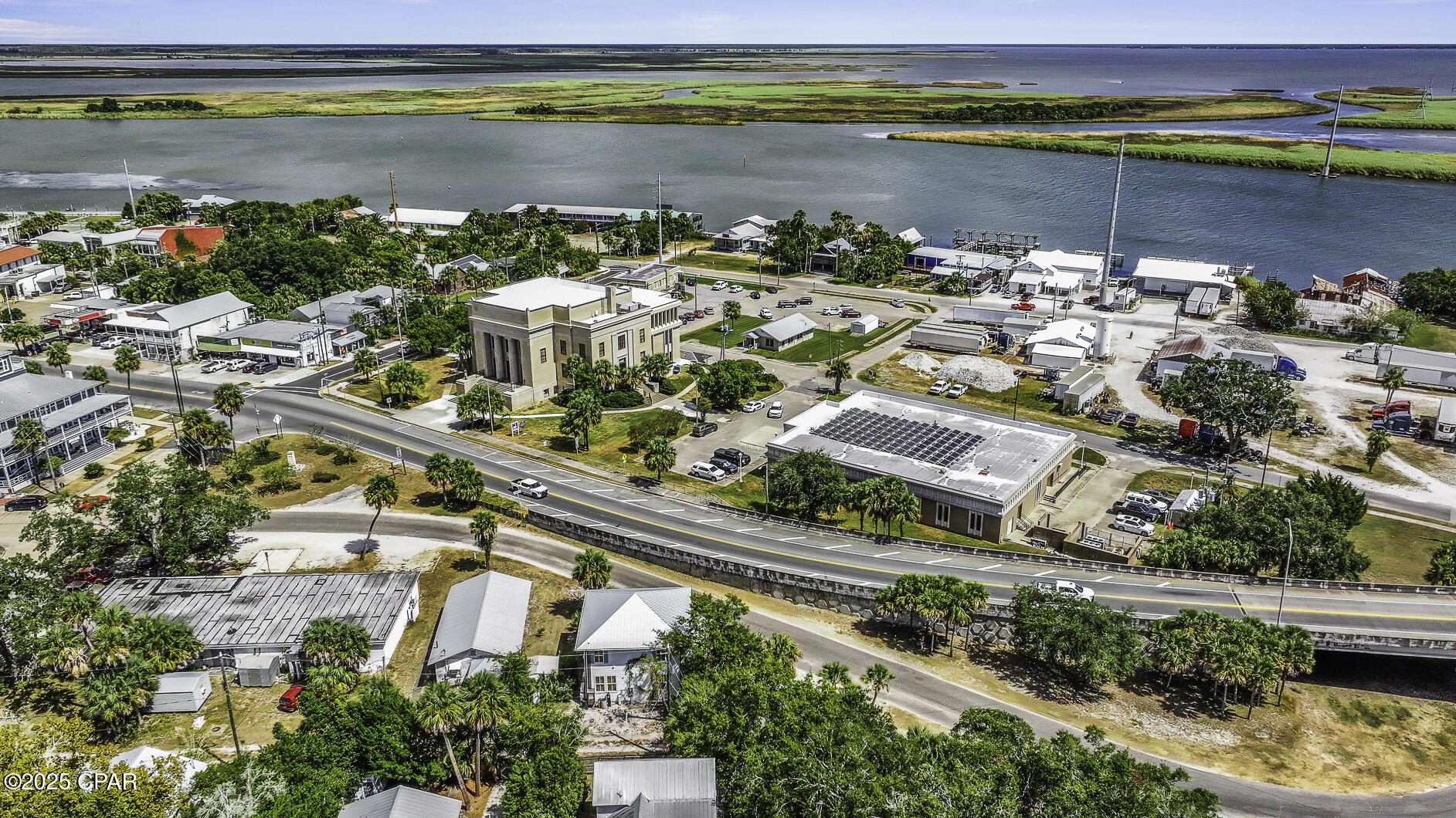 Listing photo id 40 for 20 4th Street