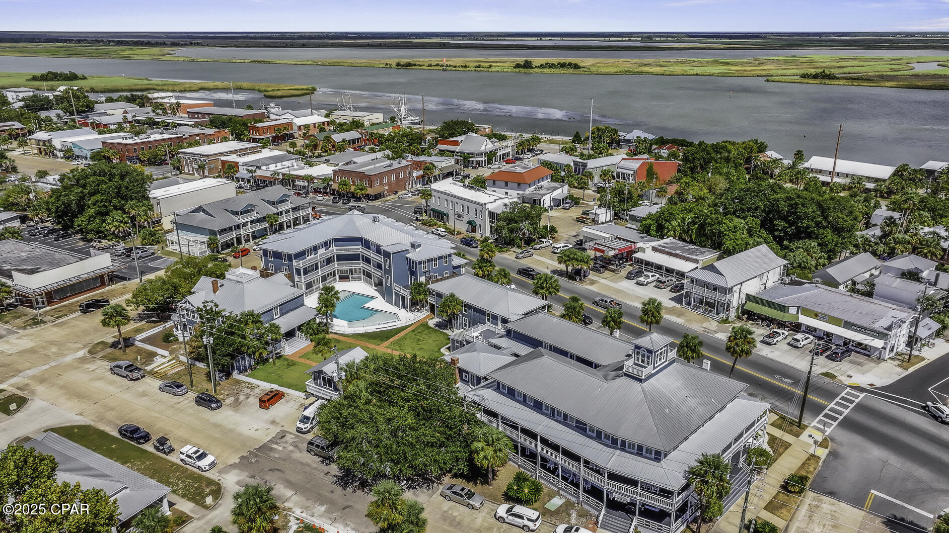 Listing photo id 43 for 20 4th Street