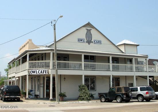 Listing photo id 49 for 20 4th Street