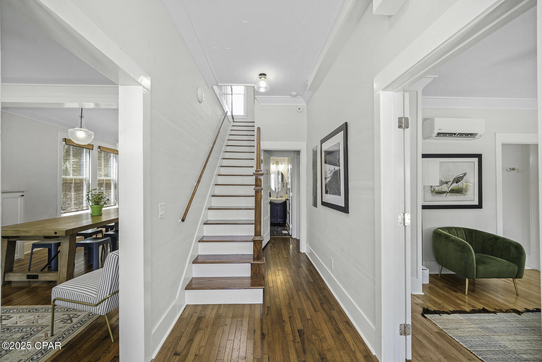 Listing photo id 7 for 20 4th Street