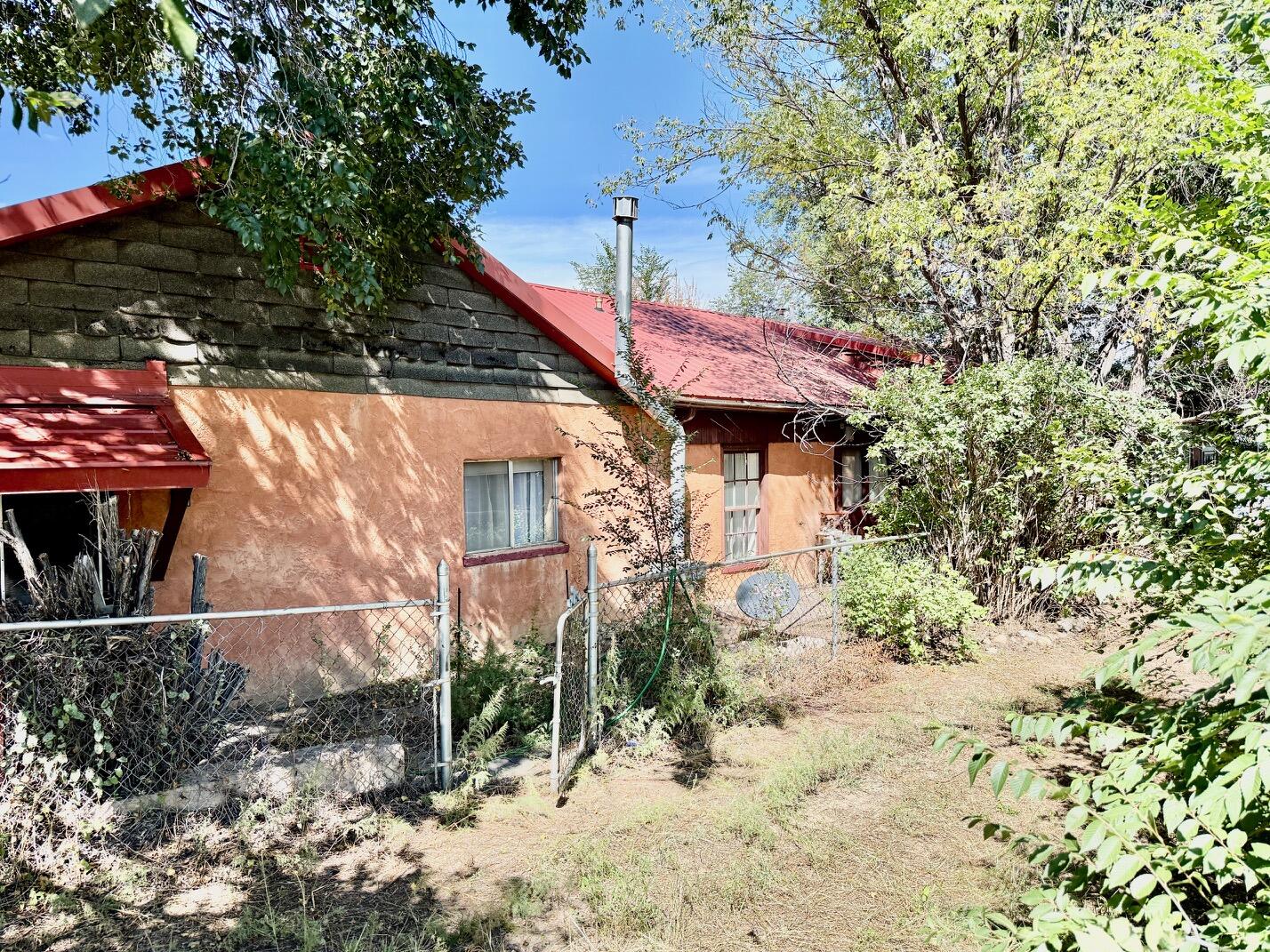 Homes for sale in Las Vegas, NM | 1106 New Mexico Ave, Las Vegas, NM 87701 | MLS# 1092011