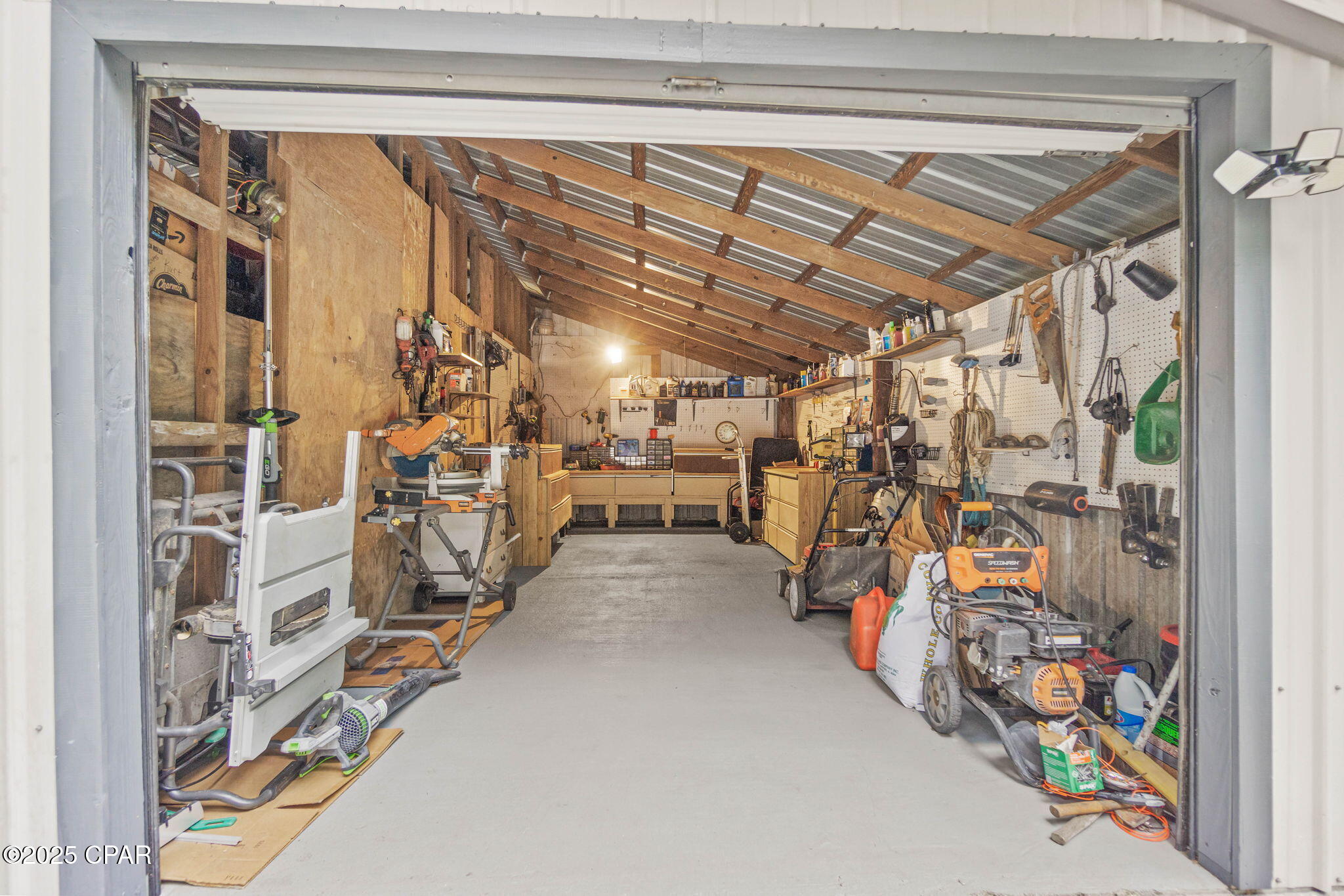 Listing photo id 55 for 2730 Mosquito Road