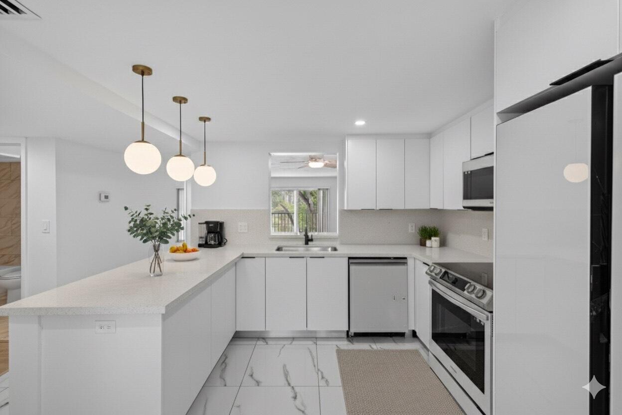 Huntington Lakes Sec One