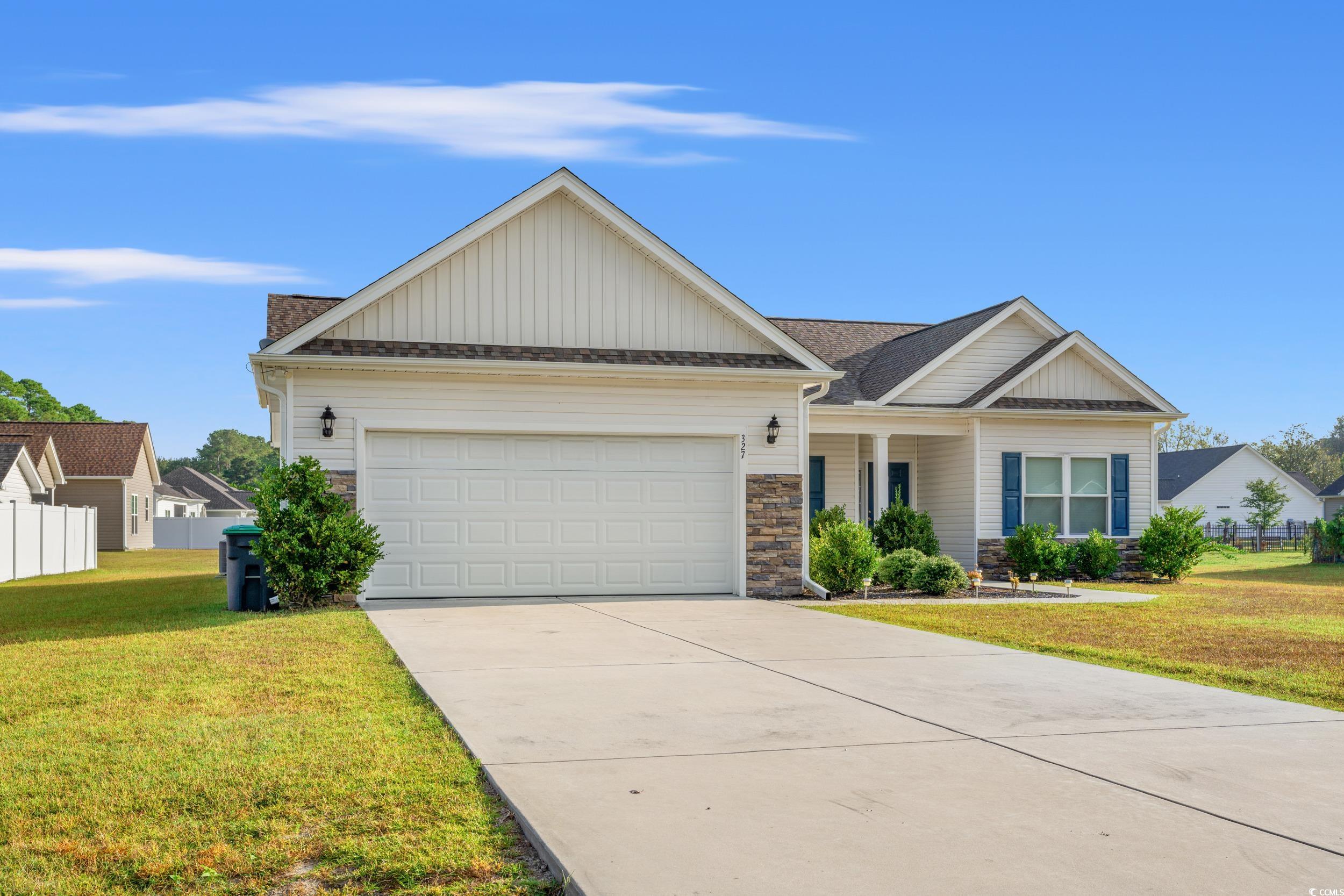 327 Fox Bay Rd. Loris, SC 29569