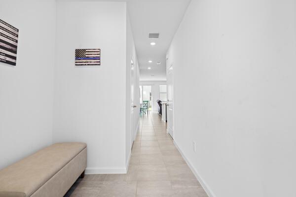 Homes for sale in Fort Pierce, FL | 419 Salisbury Circle, Fort Pierce, FL 34982 | MLS# R11127442