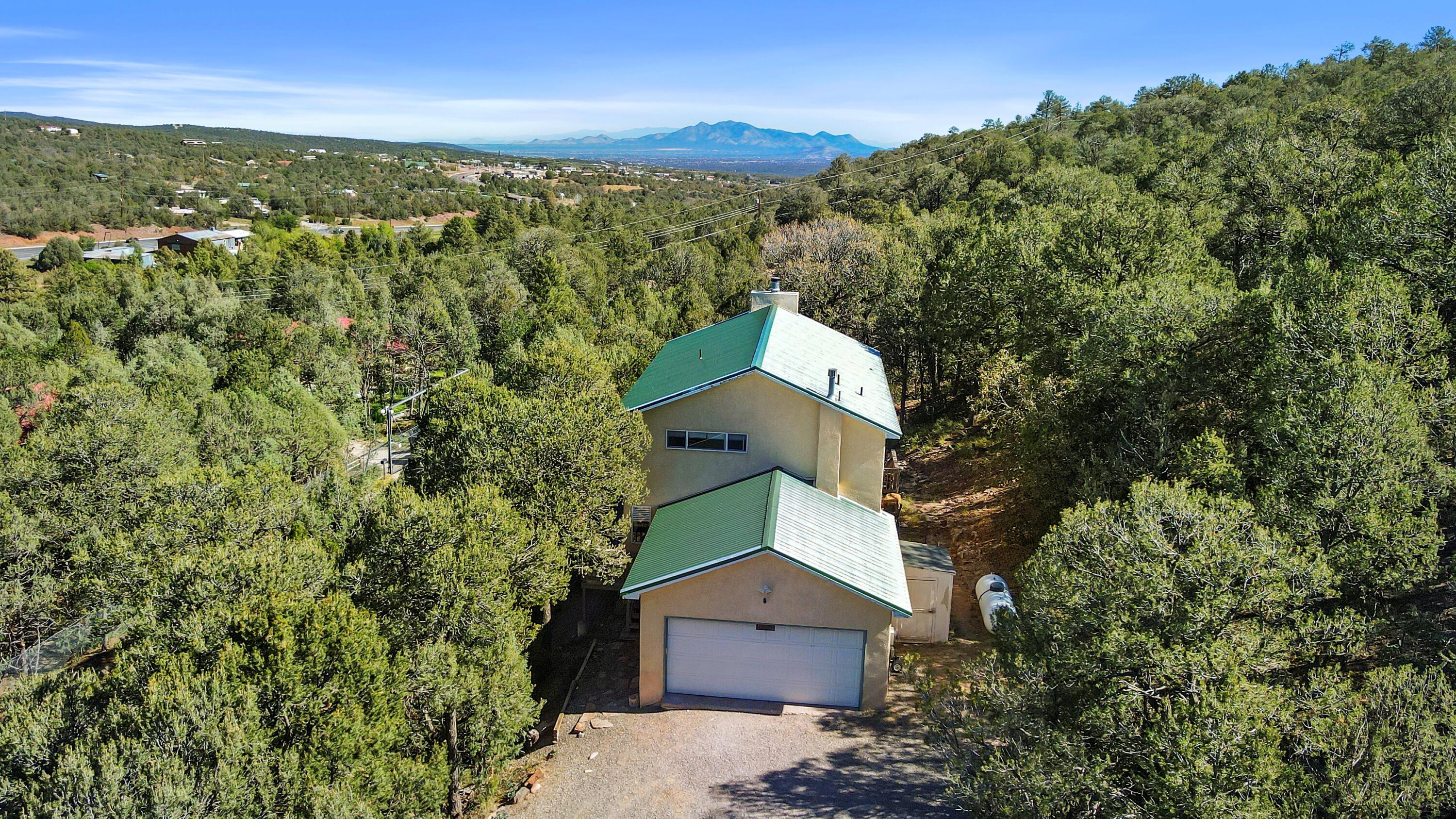 Homes for sale in Cedar Crest, NM | 2 Cedar Hill Pl Ne, Cedar Crest, NM 87008 | MLS# 1092036