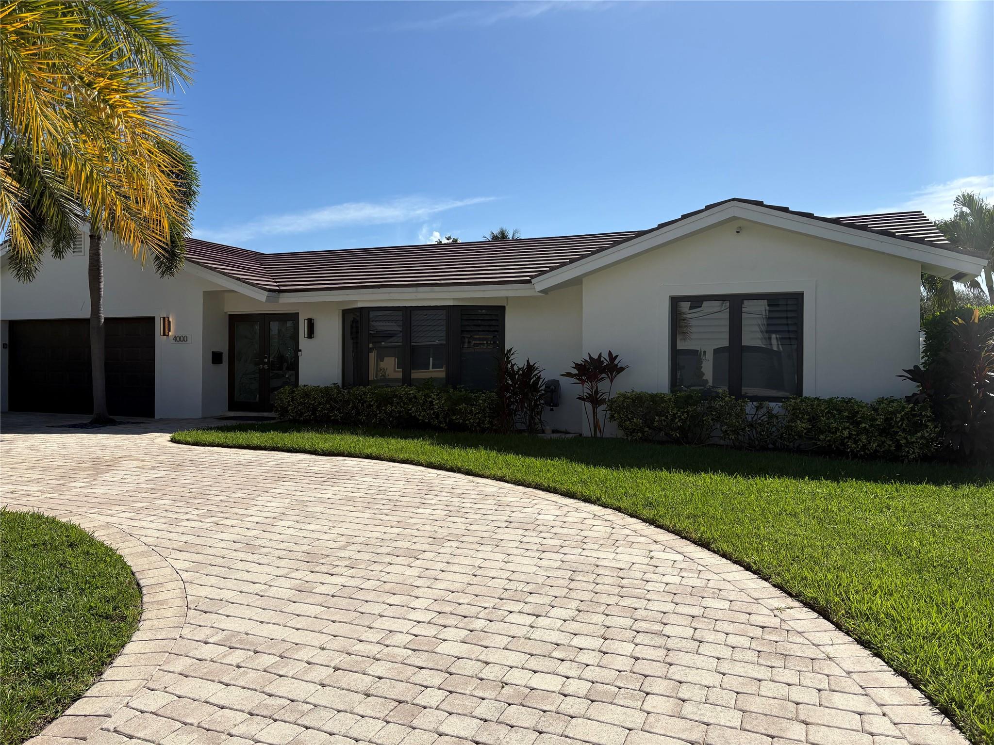 4000 Ne 24th Ave Lighthouse Point FL 33064 | F10528827