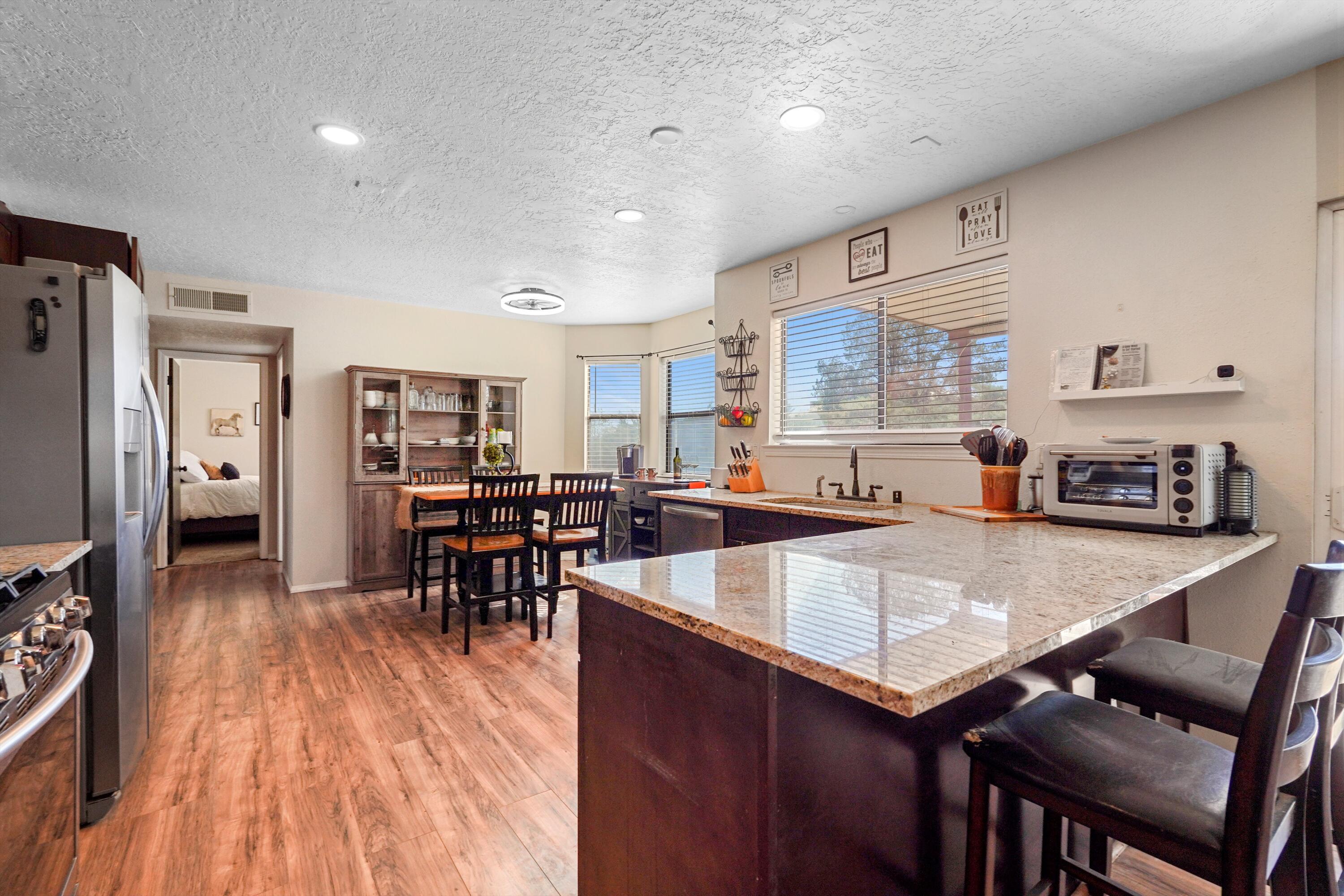 305 Summer Winds Drive SE Kitchen