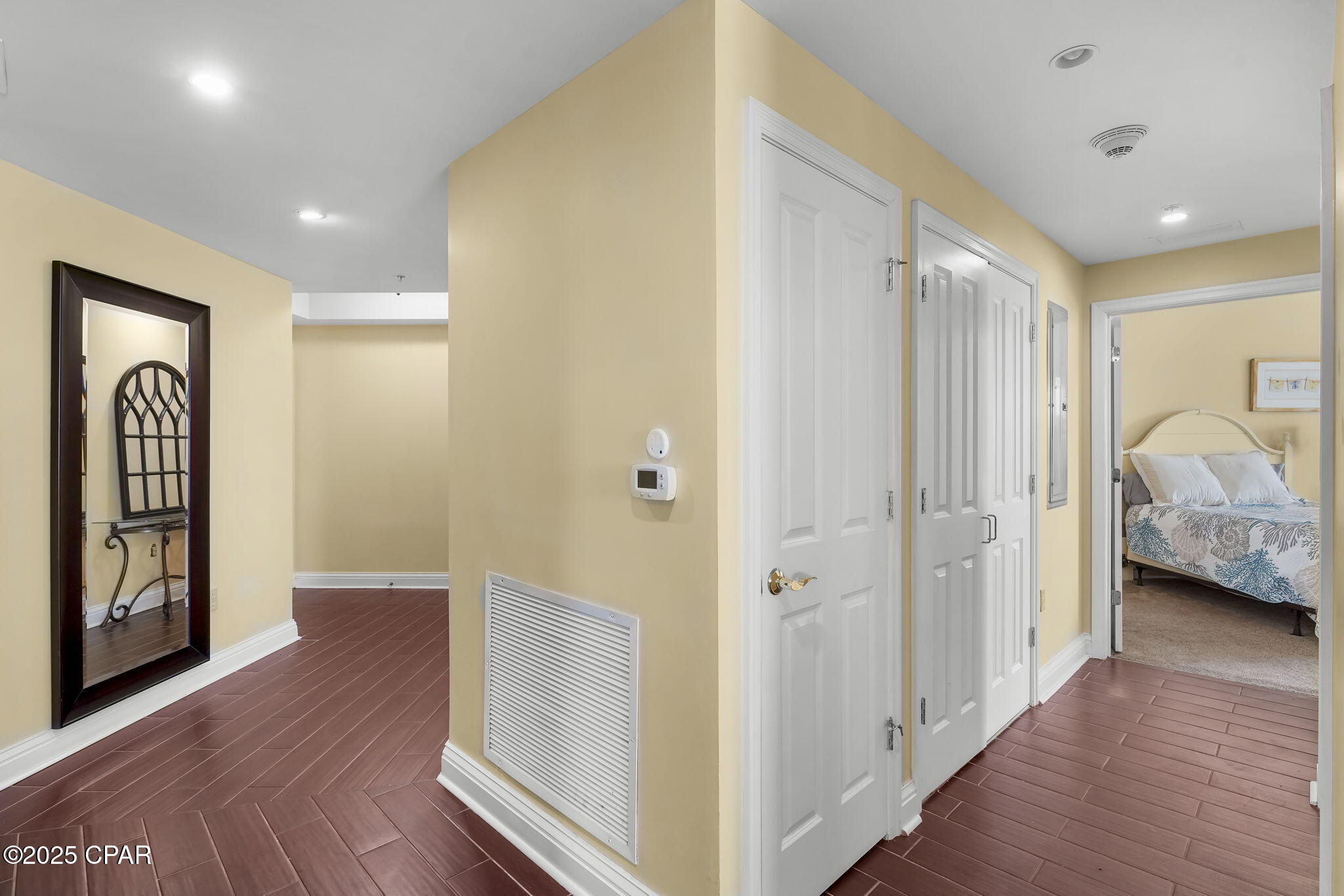 Image 15 For 4050 Marriott Drive 3606