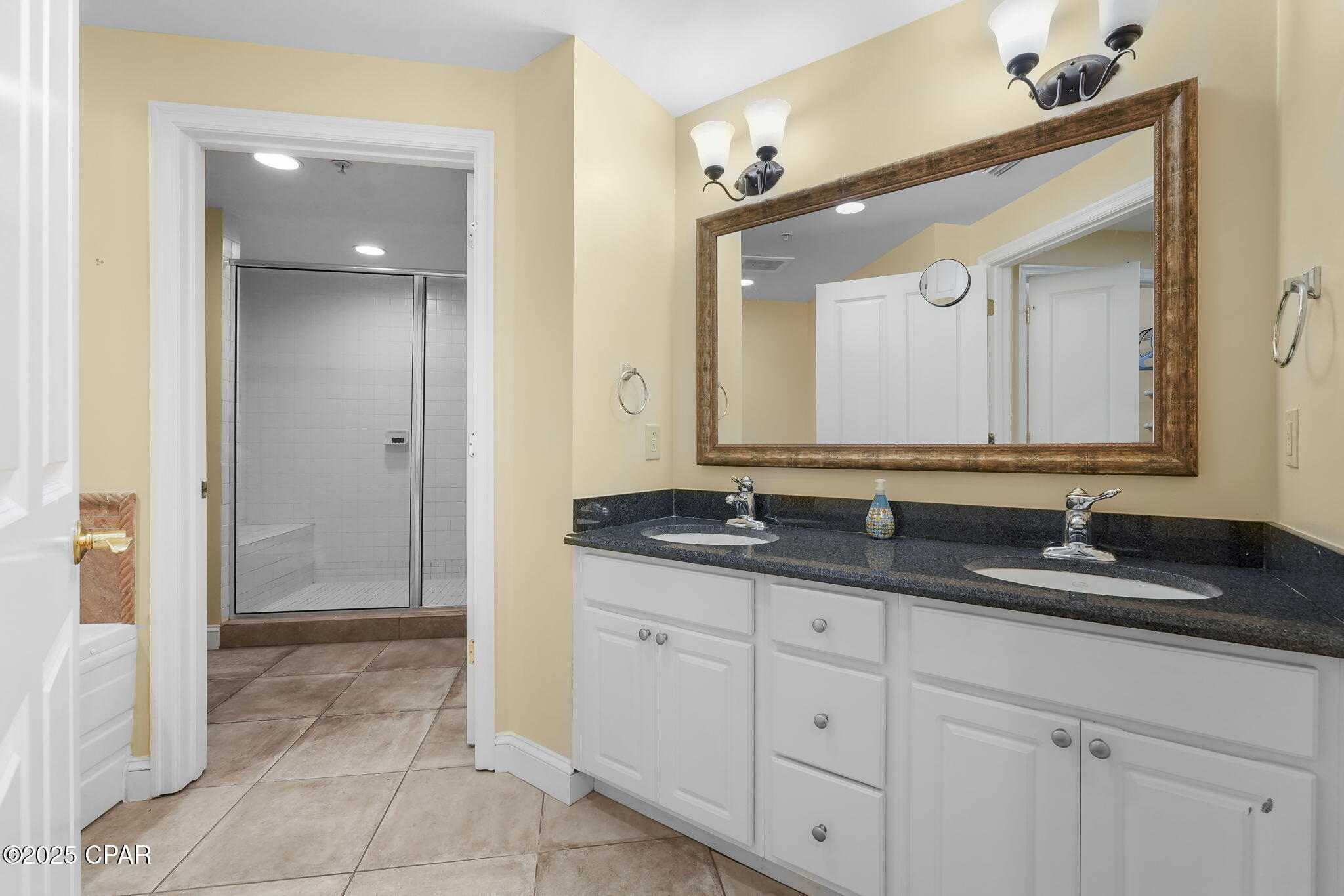 Image 42 For 4050 Marriott Drive 3606