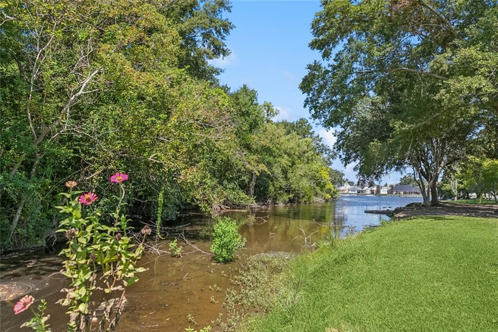 Homes for sale in La Place, LA | 1501 Bayonne Dr, La Place, LA 70068 | MLS# 2523573