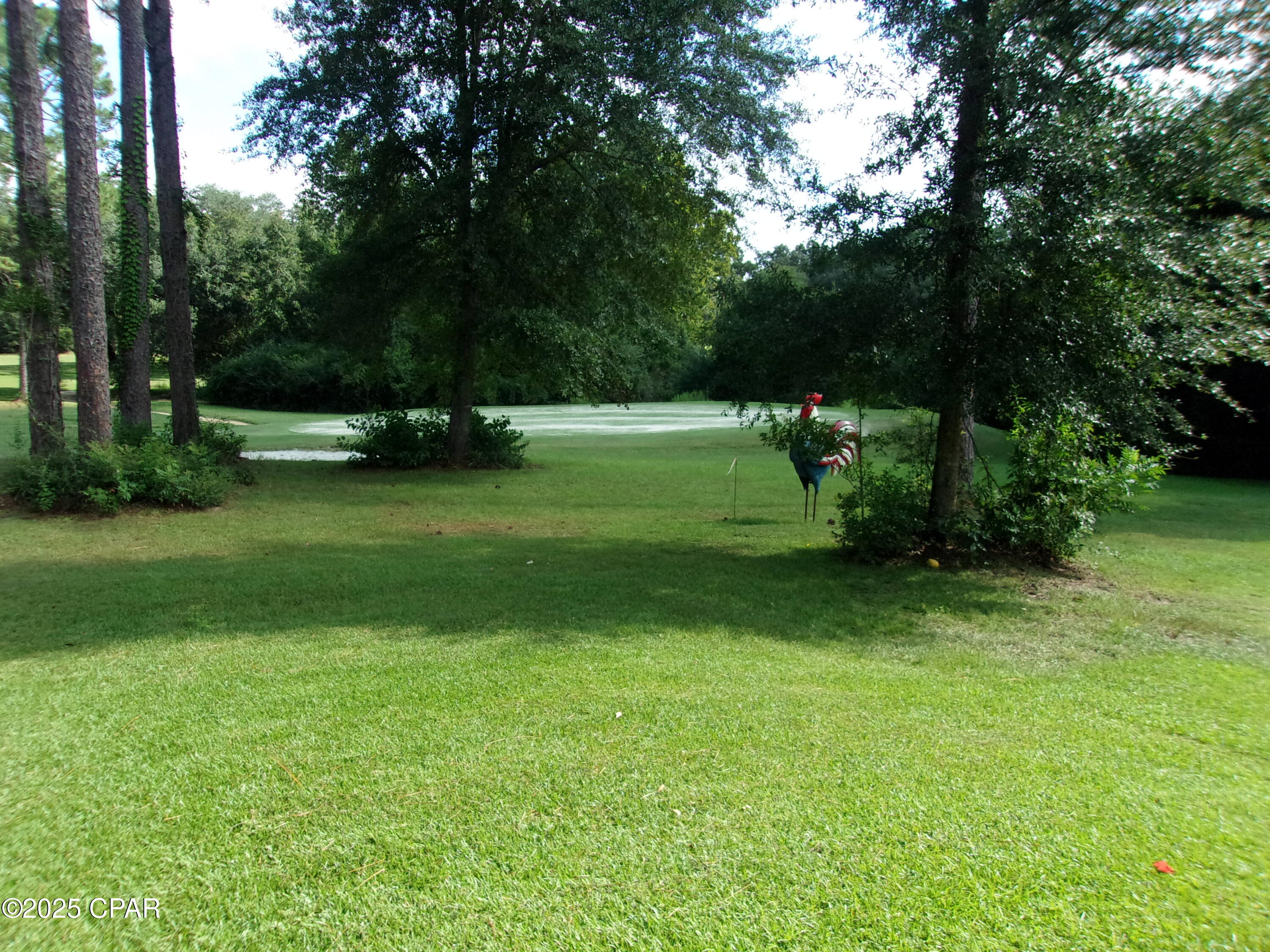 Listing photo id 45 for 2735 Muir Lane