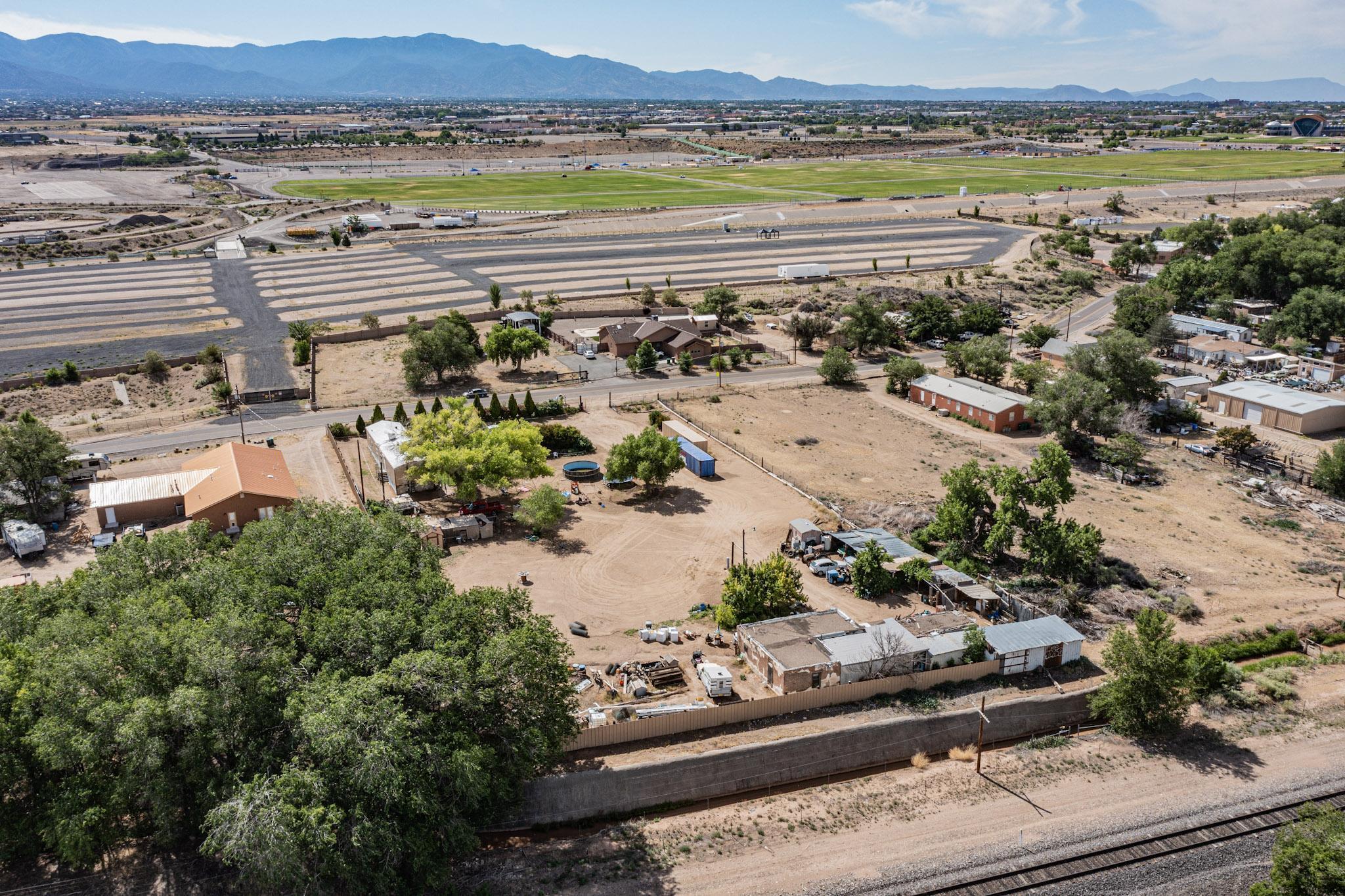 Homes for sale in Albuquerque, NM | 10417 Edith Blvd Ne, Albuquerque, NM 87113 | MLS# 1092050