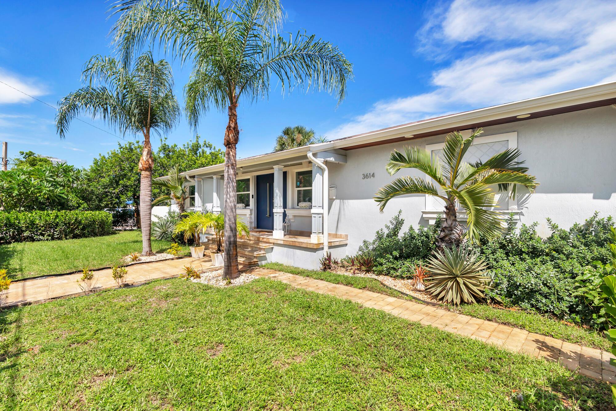 Homes for sale in West Palm Beach, FL | 3614 Poinsettia Avenue, West Palm Beach, FL 33407 | MLS# R11127538