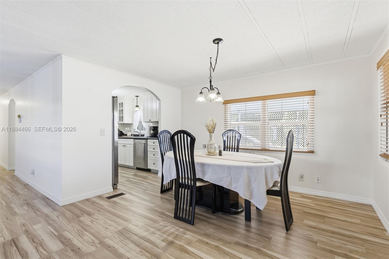 Homes for sale in Dania Beach, FL | 5720 Lakeshore Dr, Dania Beach, FL 33312 | MLS# A11884466