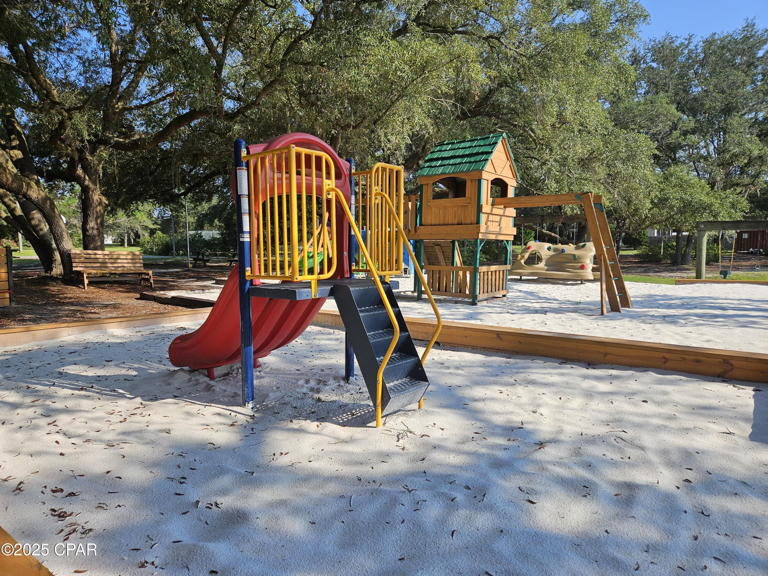 Image 22 For B-272 Springer Drive