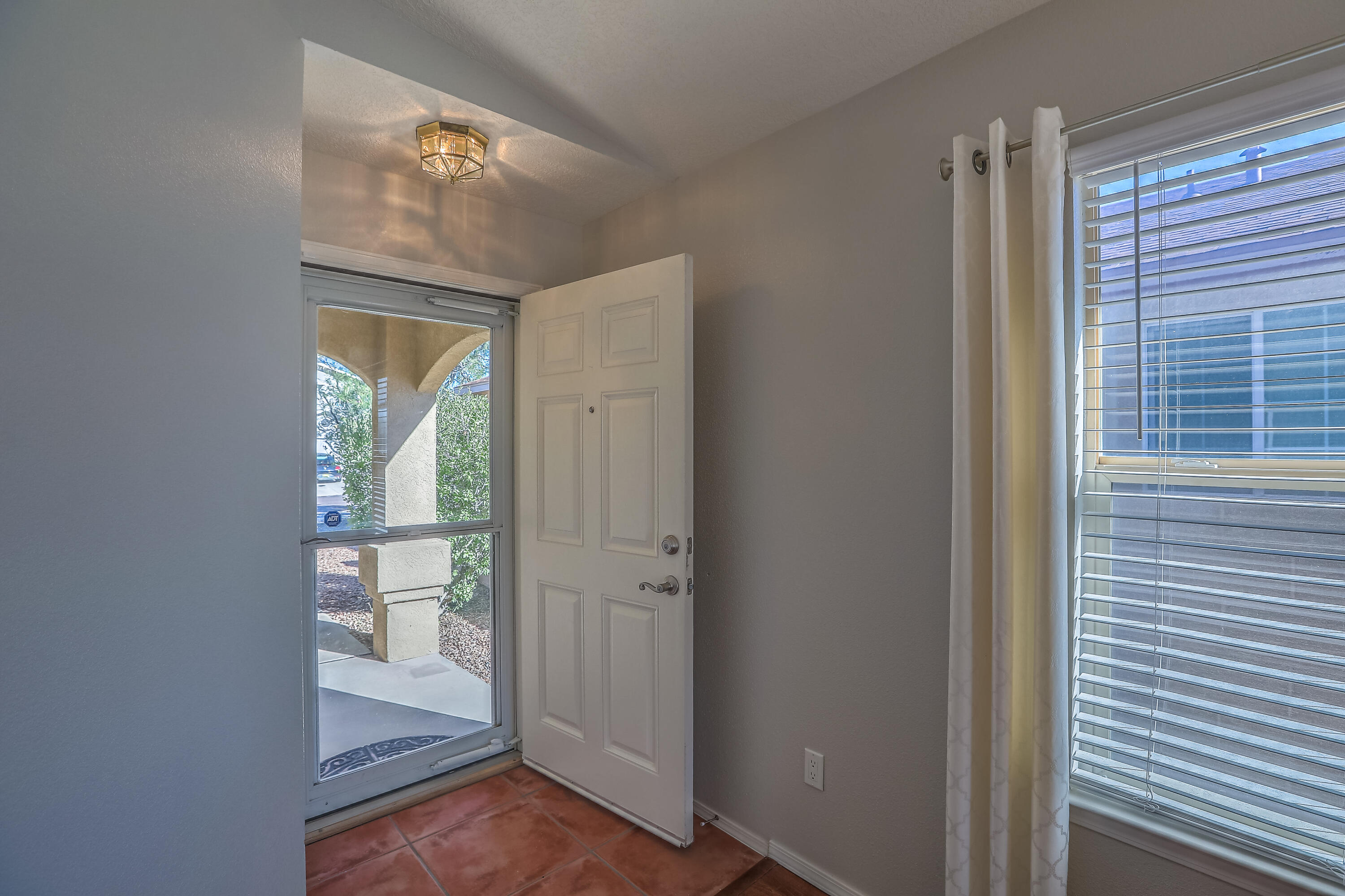 Homes for sale in Albuquerque, NM | 6615 Ventana Hills Rd Nw, Albuquerque, NM 87114 | MLS# 1092061