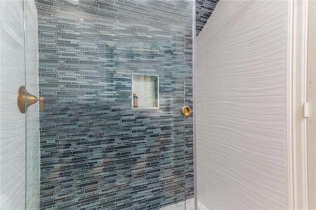 full bathroom downstairs