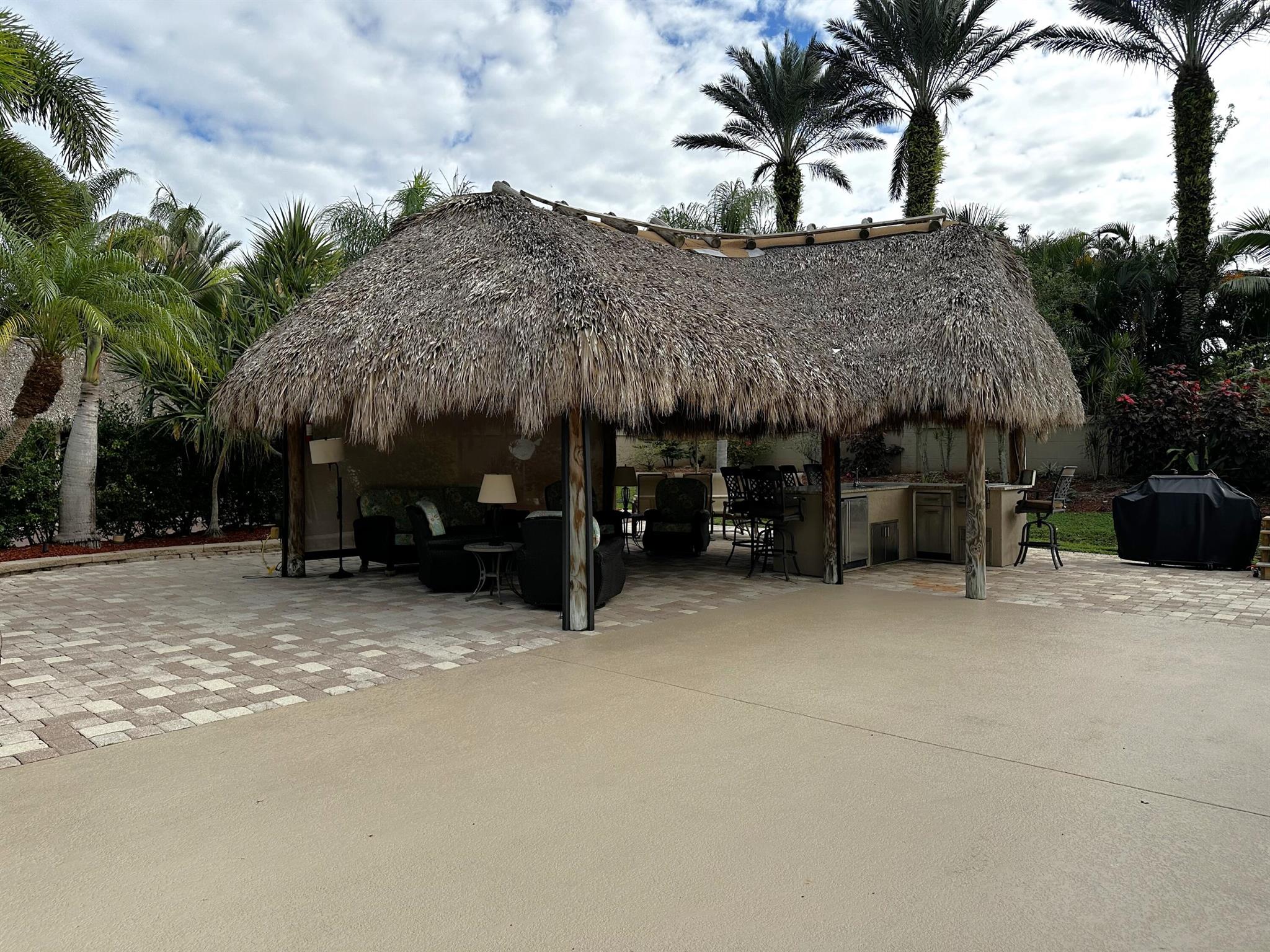 Homes for sale in Port St Lucie, FL | 13 Nw Boundary Dr, Port St Lucie, FL 34986 | MLS# R11127593