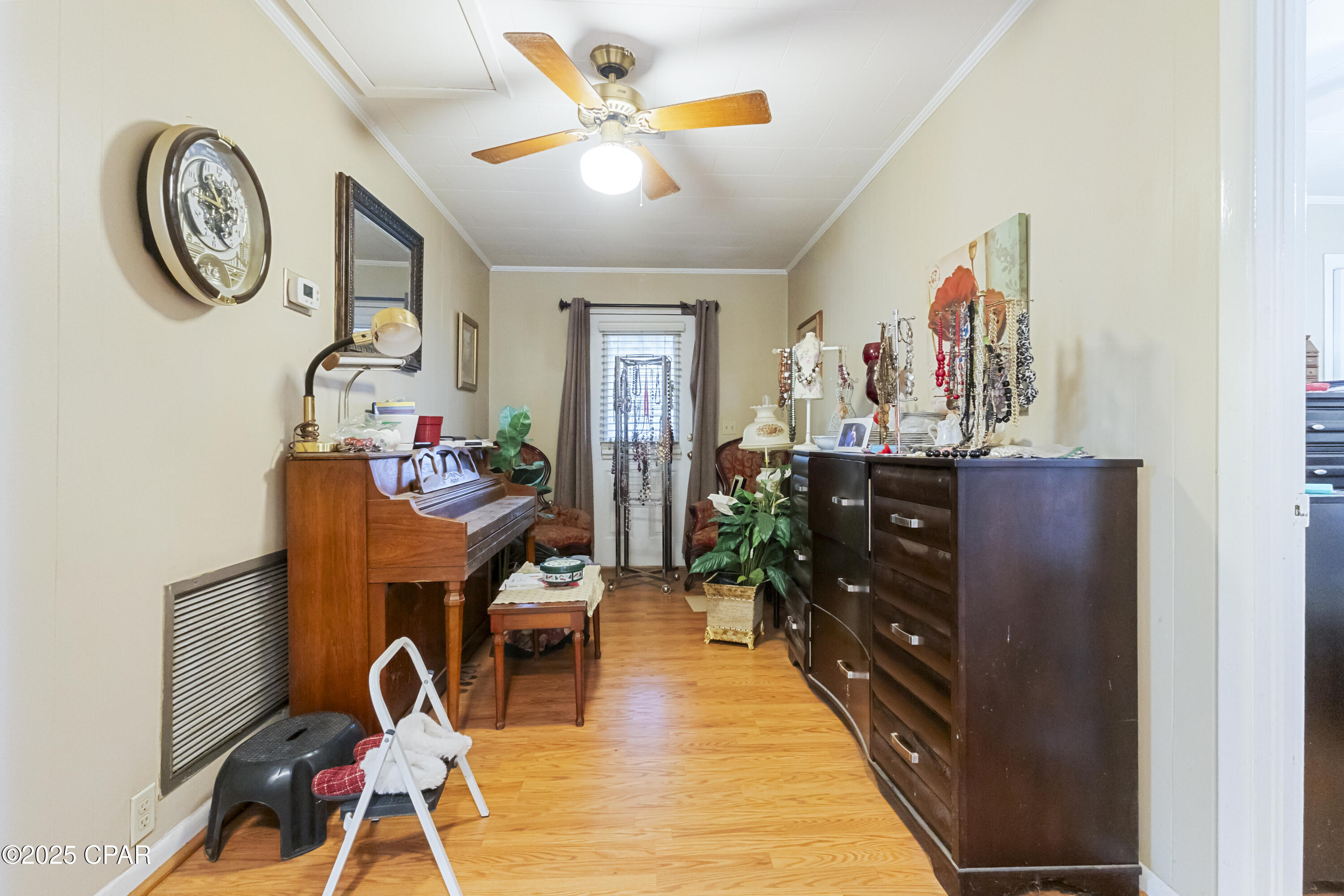 Image 20 For 1102 8th Avenue