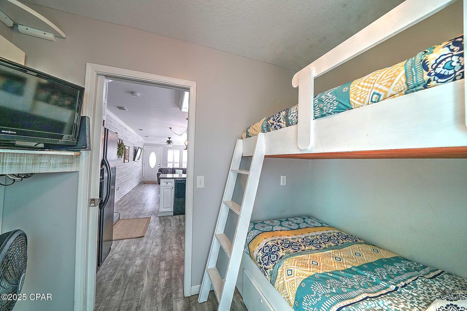 Image 13 For 516 Venture Boulevard