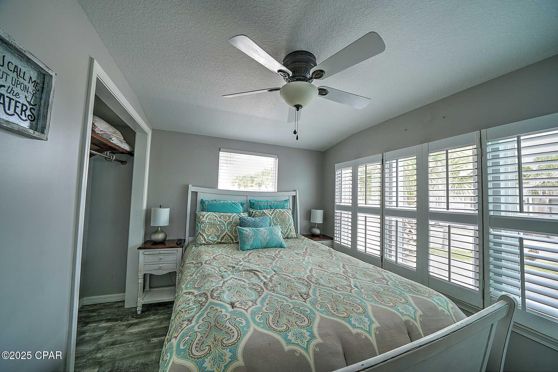 Image 23 For 516 Venture Boulevard