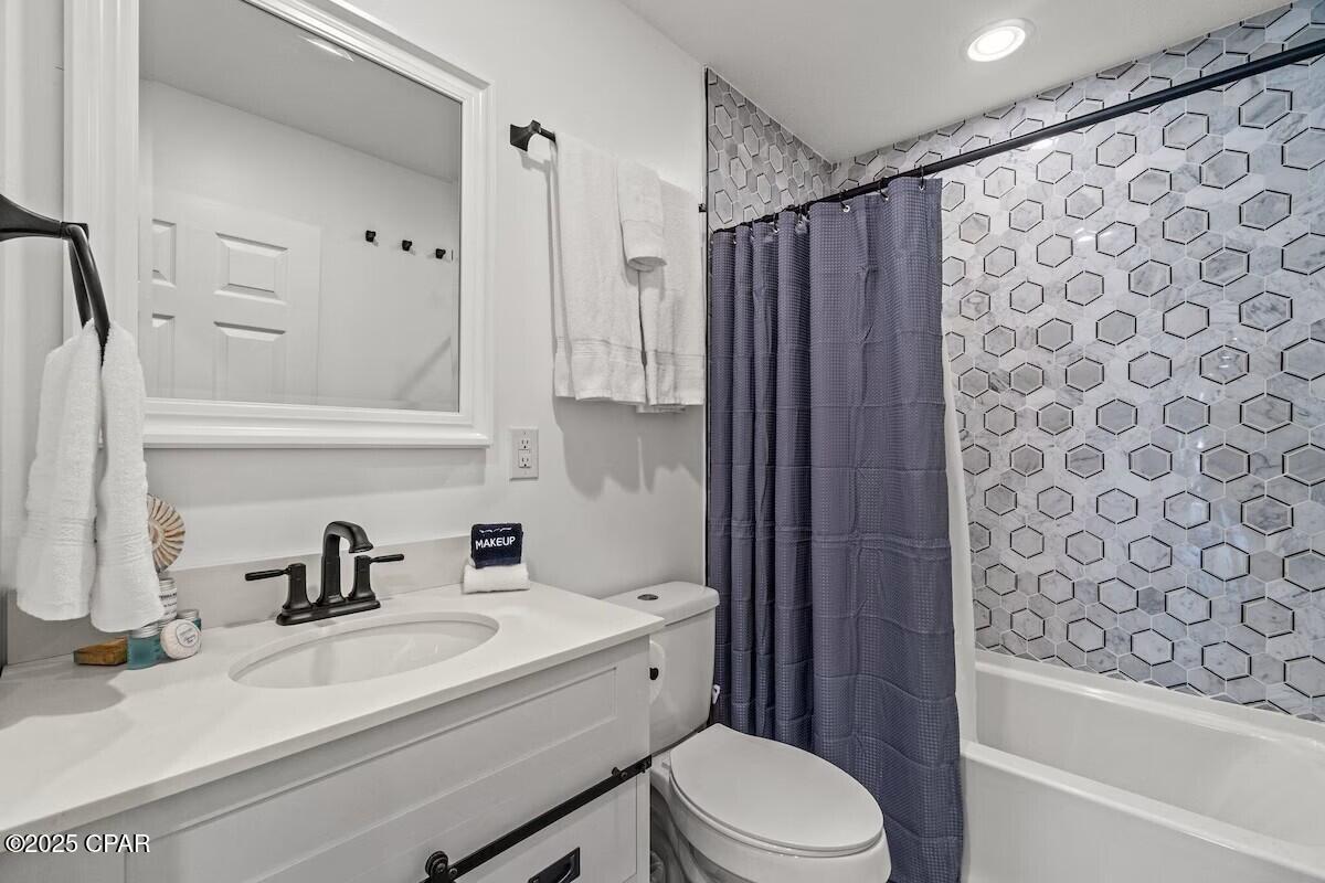 Image 29 For 17203 Front Beach Road 2