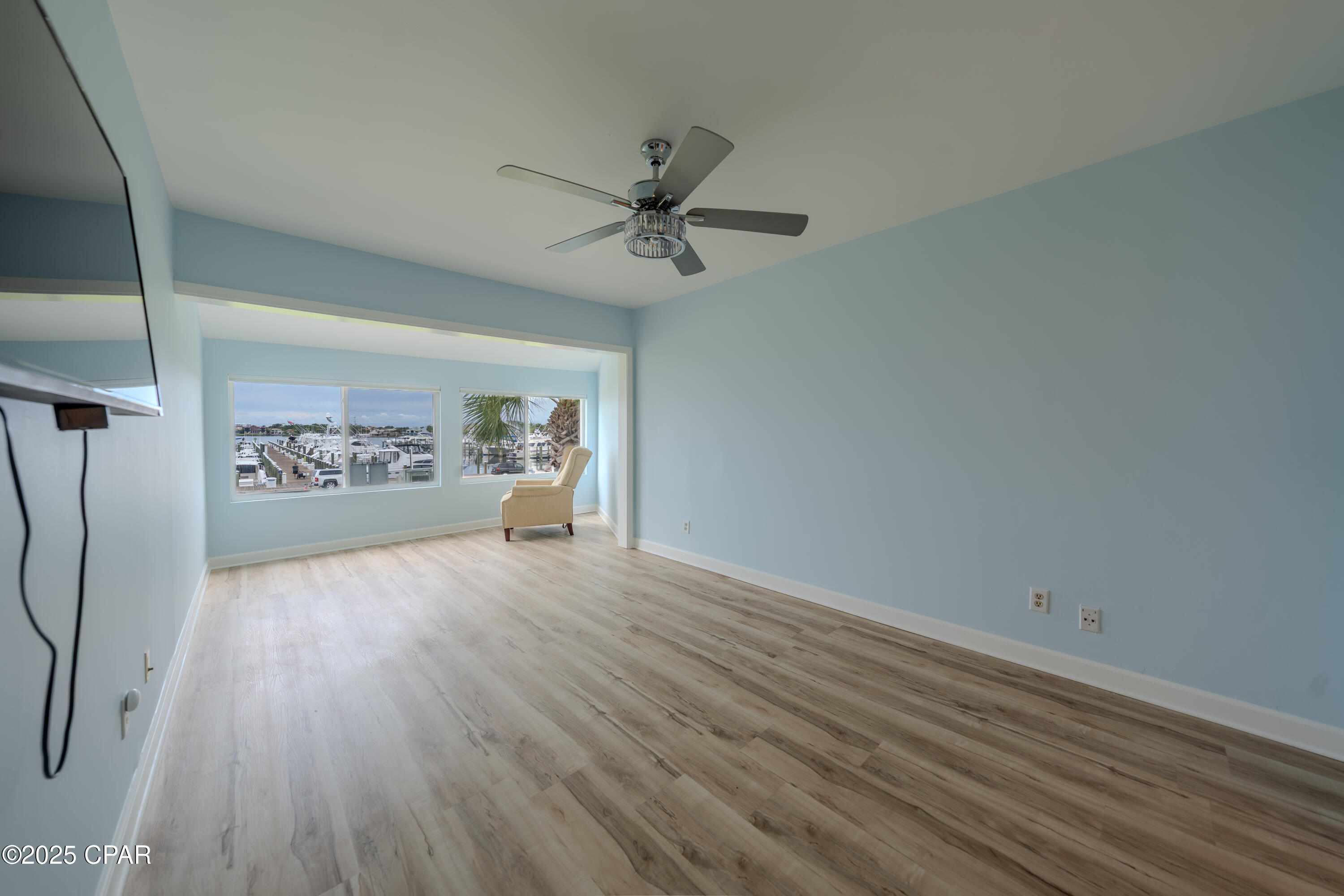 Image 18 For 4726 Bay Point Road 208