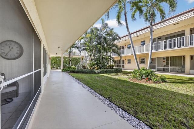 Homes for sale in Boynton Beach, FL | 624 Snug Harbor Dr #B8, Boynton Beach, FL 33435 | MLS# R11127643
