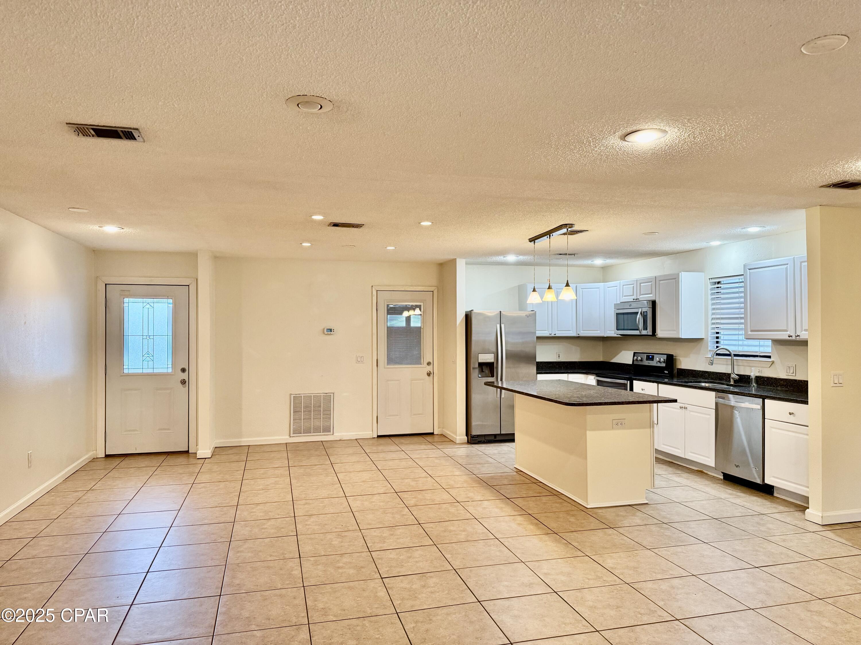 Image 6 For 7538 Whisperwood Drive