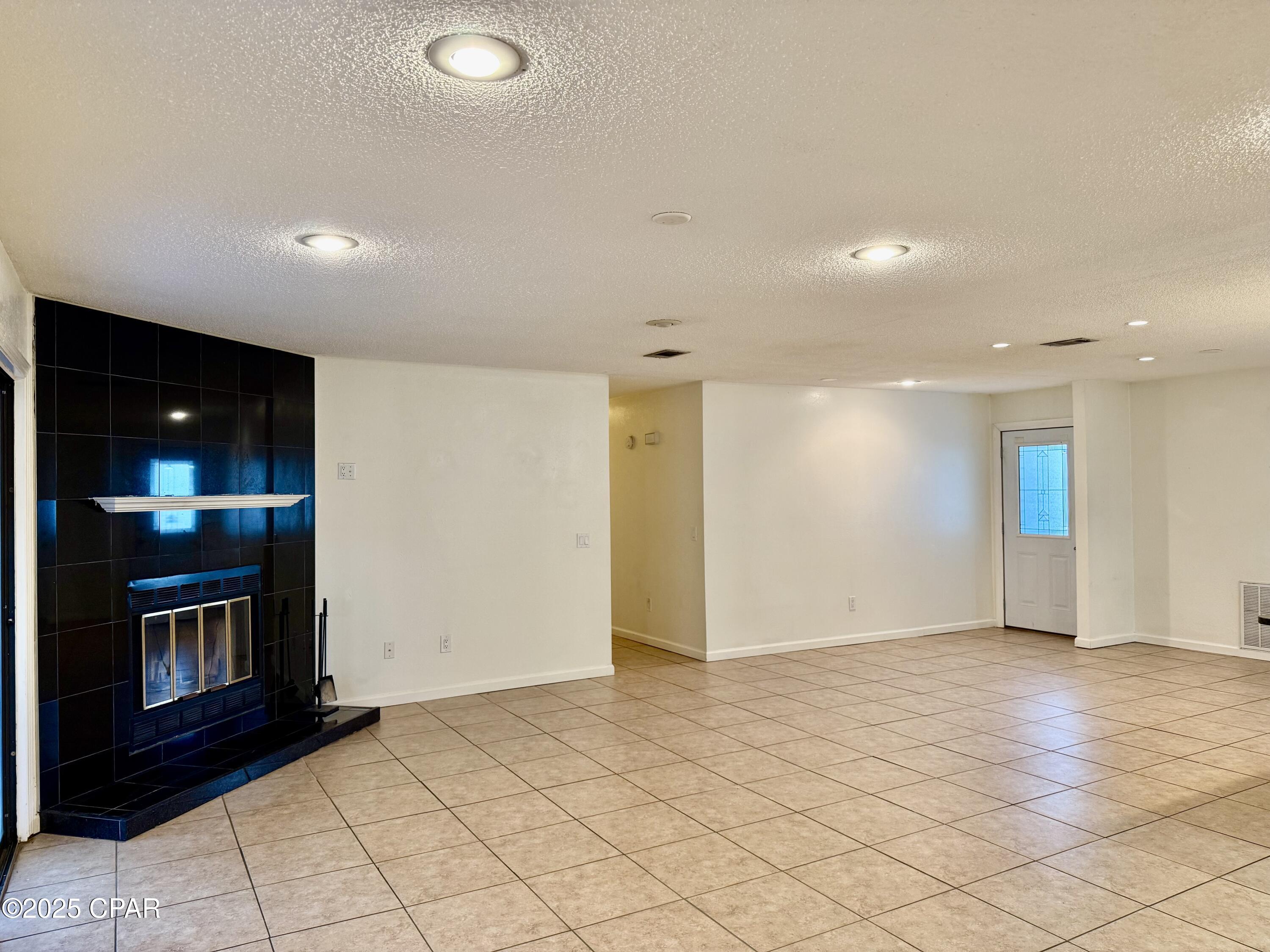 Image 7 For 7538 Whisperwood Drive