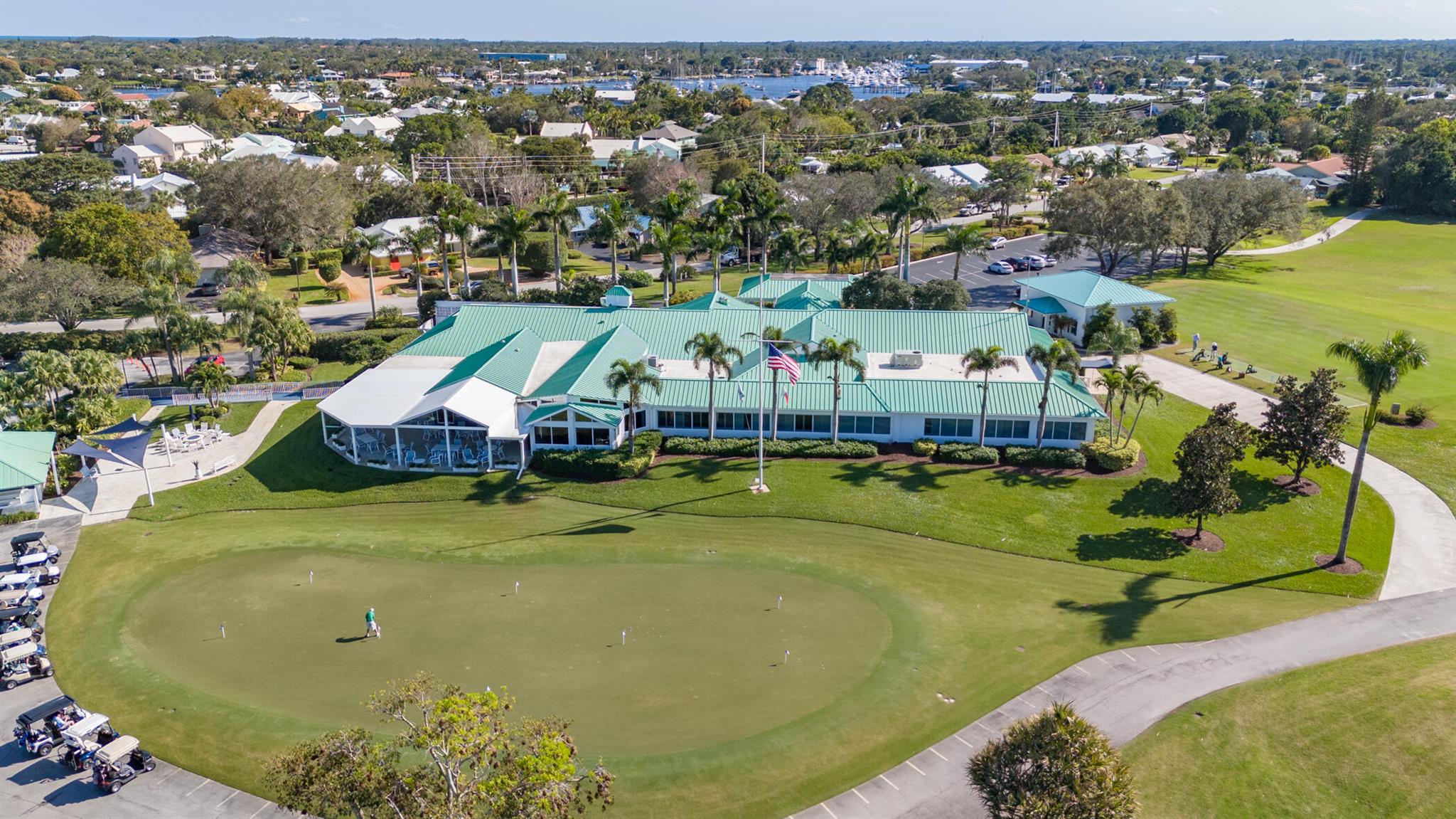 Homes for sale in Stuart, FL | 2811 Se Fairway W, Stuart, FL 34997 | MLS# R11127671