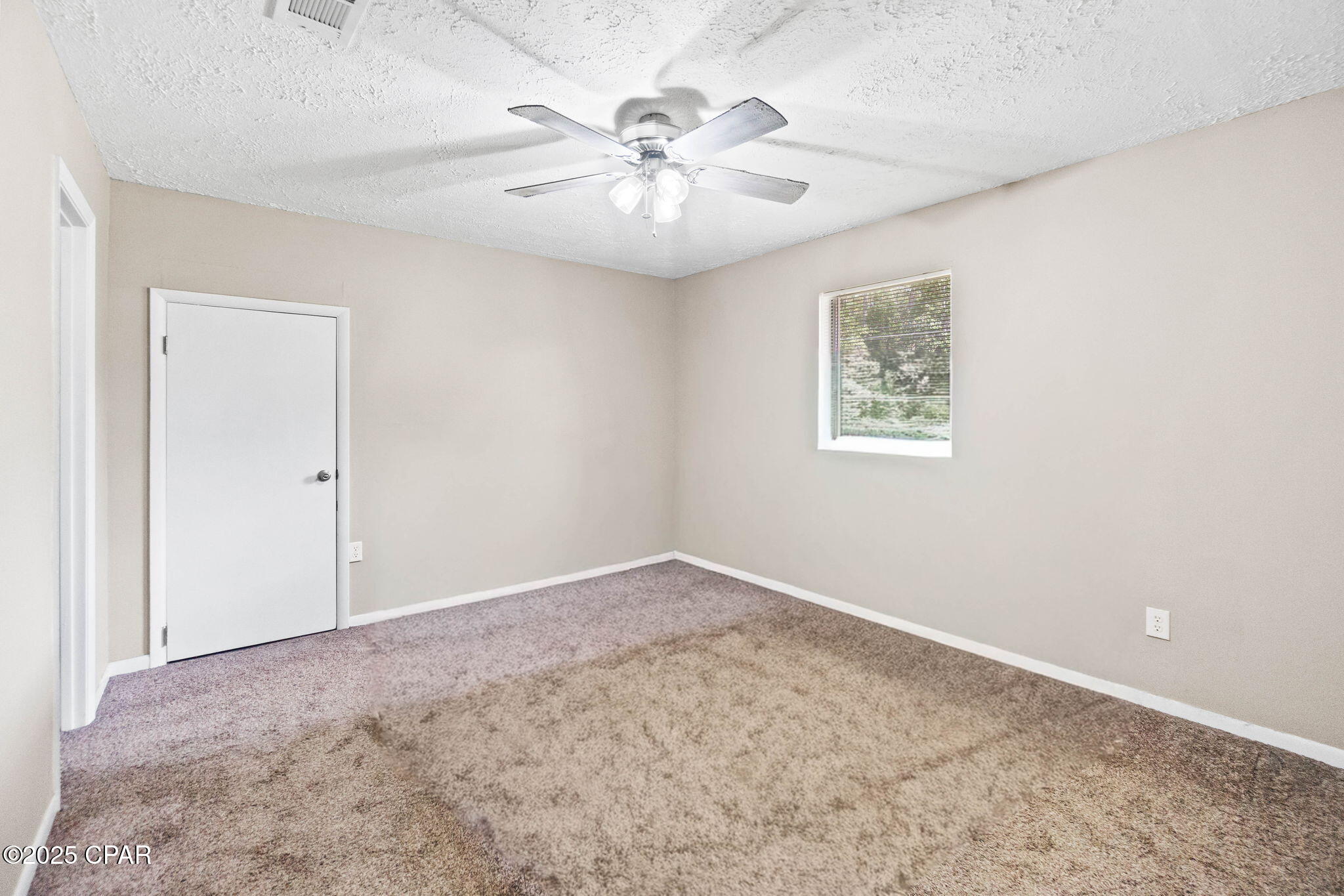 Image 12 For 1395 Weeks Street