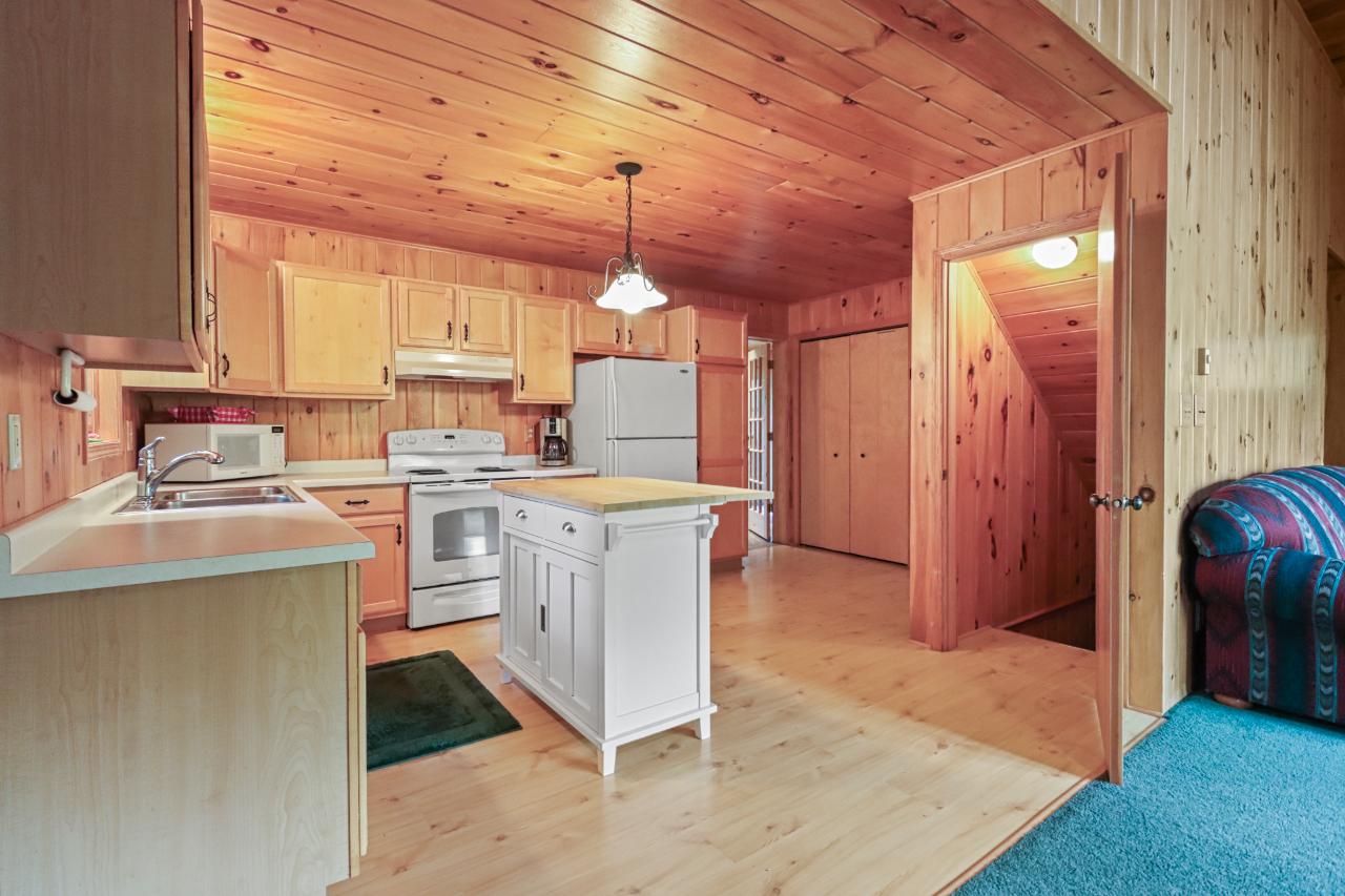 Van Vliet Lake Property 12022 Rottman Dr Photo 12