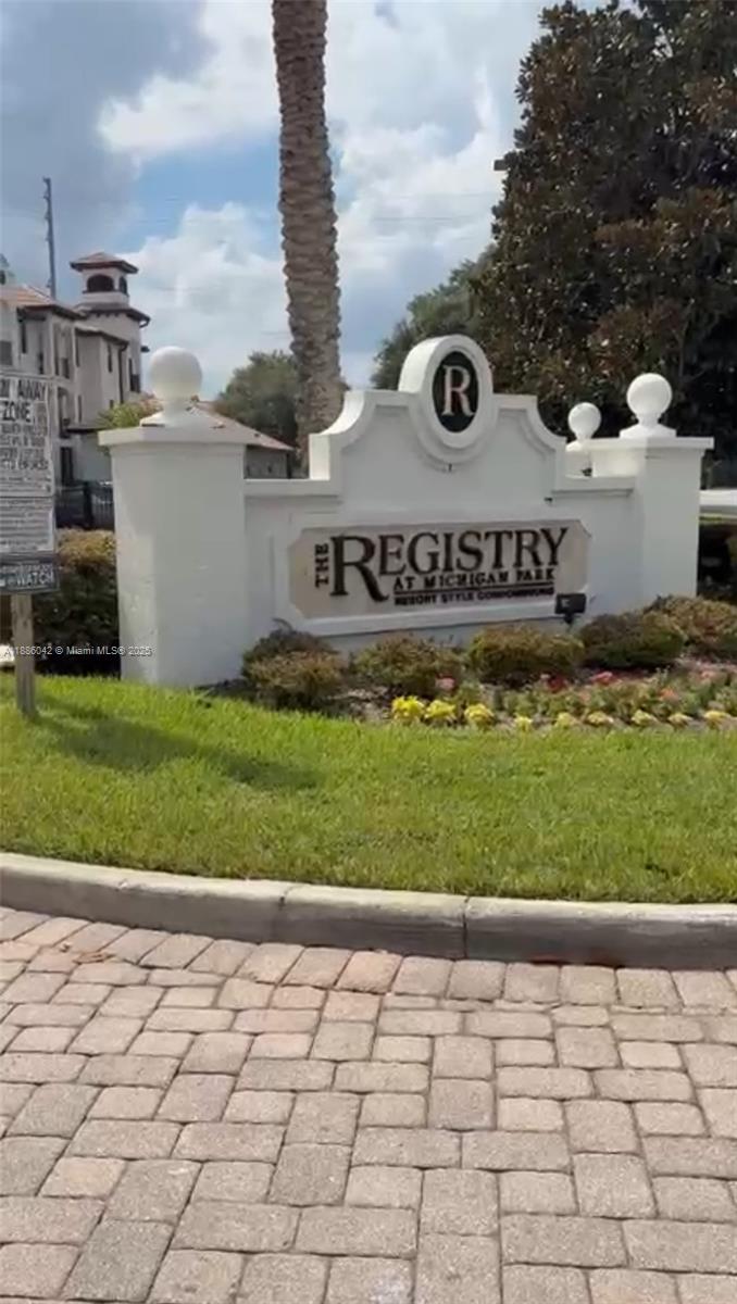 The Registry At Michigan P